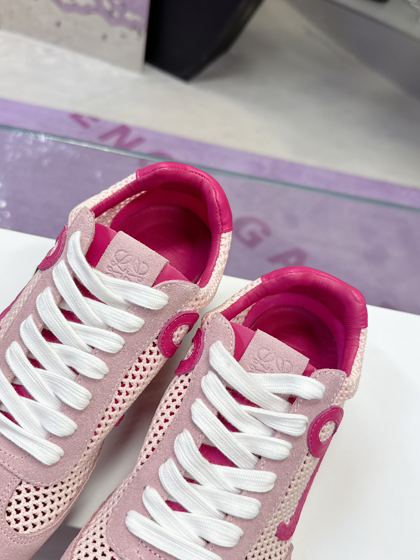 Title: Loewe Ballet Runner 2.0 Women’s Shoes Price: $576 Summary: Stylish ballet shoes with Loewe logo design, supersoft base, waveline rubber, and - 图片 6