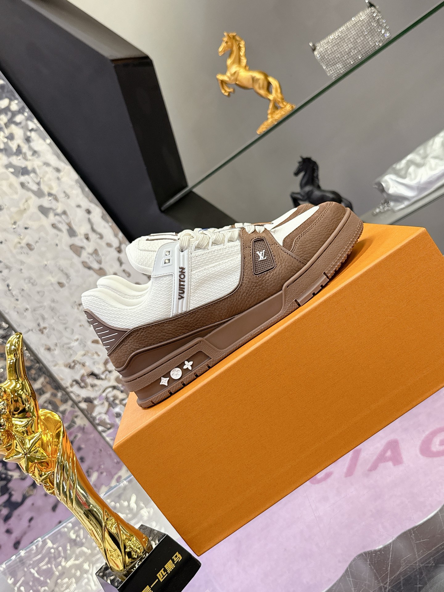 Louis Vuitton LV 路易威登L家 驴牌 Trainer系列 休闲 运动鞋 滑板鞋
