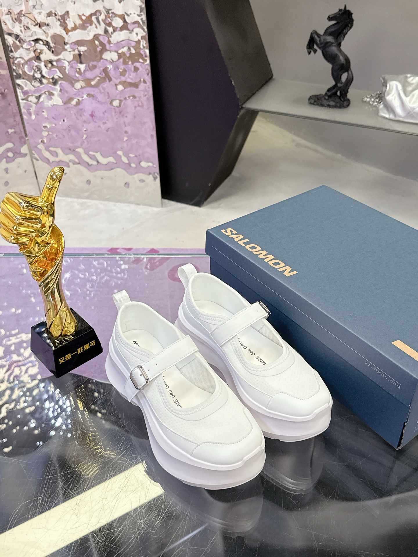 “Come des Garcons x Salomon Mary Jane Sneakers: Officially Synchronized Female Plant Price – Size 35-40” - 图片 4