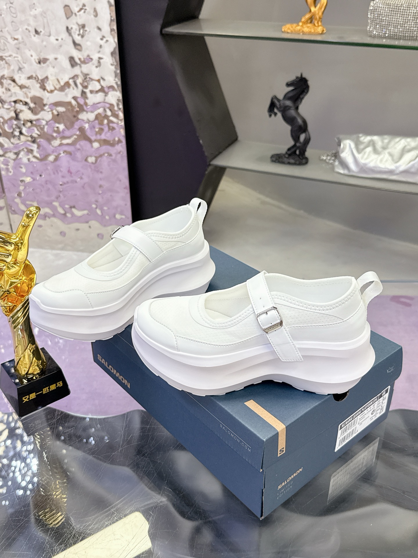 “Come des Garcons x Salomon Mary Jane Sneakers: Officially Synchronized Female Plant Price – Size 35-40” - 图片 3