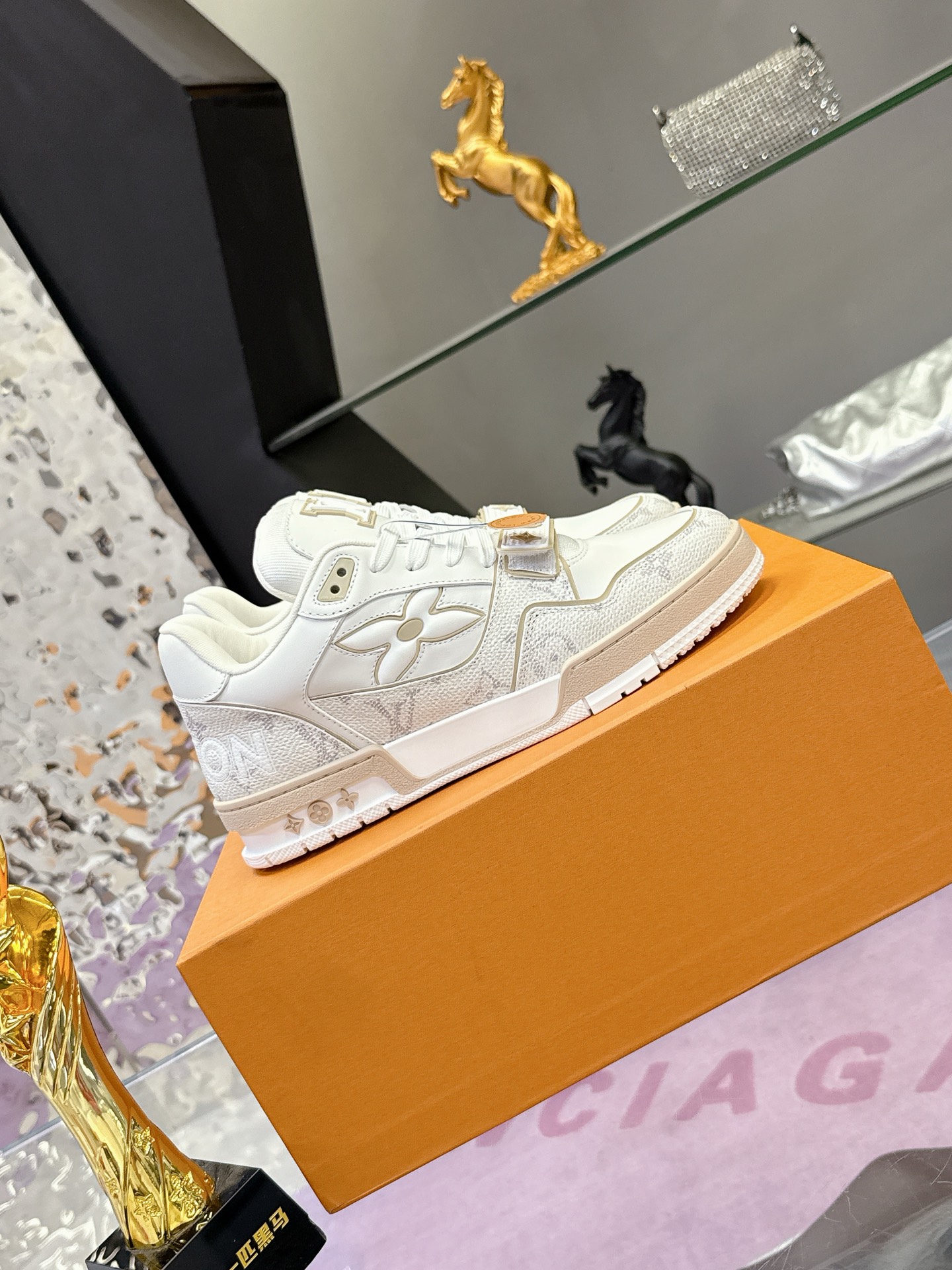 Louis Vuitton LV 路易威登L家 Trainer 25开春/新款 休闲 运动鞋 滑板鞋
