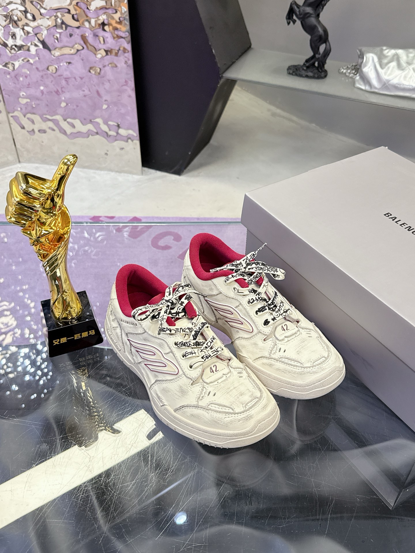 “Balenciaga Paris Family Autumn Winter Sneakers: Superstar Redgrass with Parisian B Sign, Retro Design, Cow Skin, Rubber Sole” - 图片 4