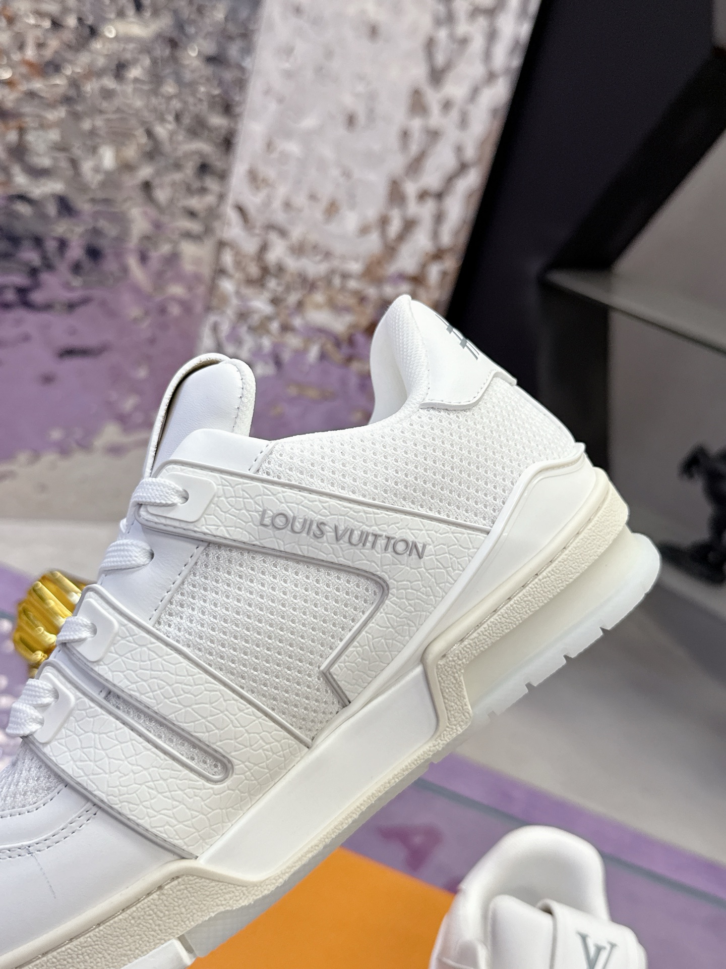 Louis Vuitton 高級休闲运动鞋 - ナパ小牛皮とブランド高丝光网帆布使用