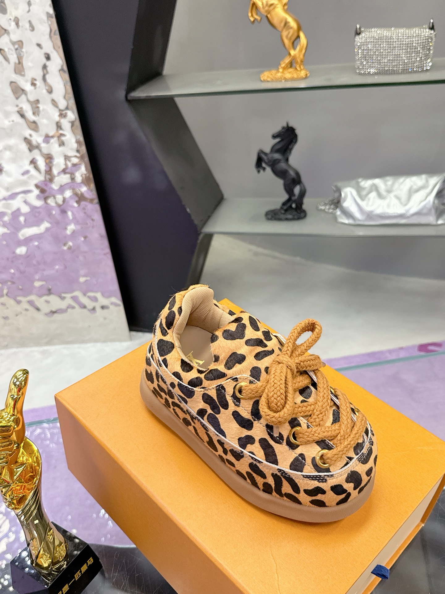 Louis Vuitton 大人気カップルスニーカー 新作