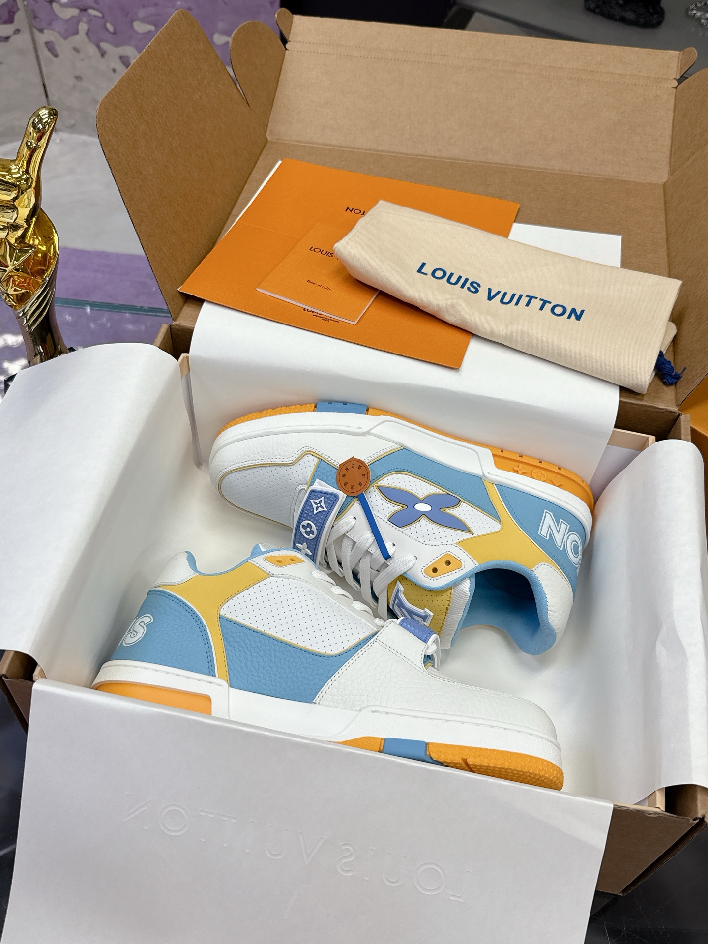 Louis Vuitton LV Trainer 新款魔术贴情侣款 スニーカー