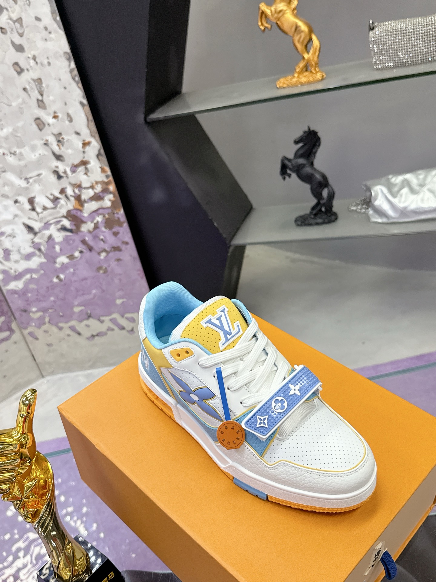 Louis Vuitton LV Trainer 新款魔术贴情侣款 スニーカー