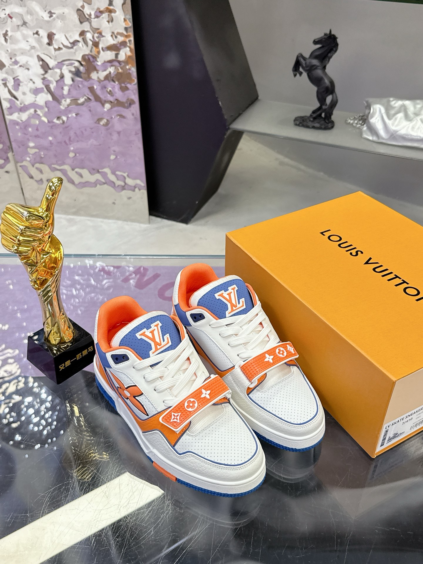 ルイ・ヴィトン LV Trainer スニーカー 男女兼用 最高級デザイン