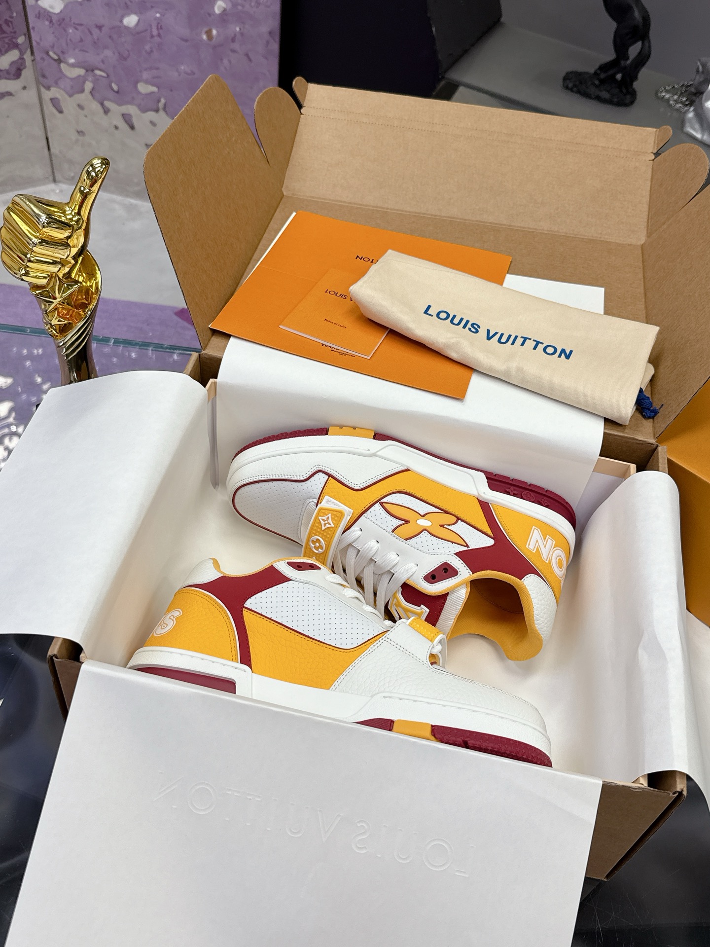 ルイ・ヴィトン LV Trainer スニーカー カップル向け デザイン性抜群