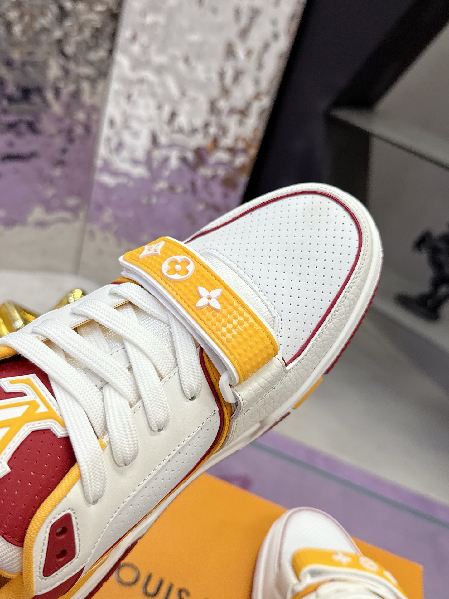 ルイ・ヴィトン LV Trainer スニーカー カップル向け デザイン性抜群