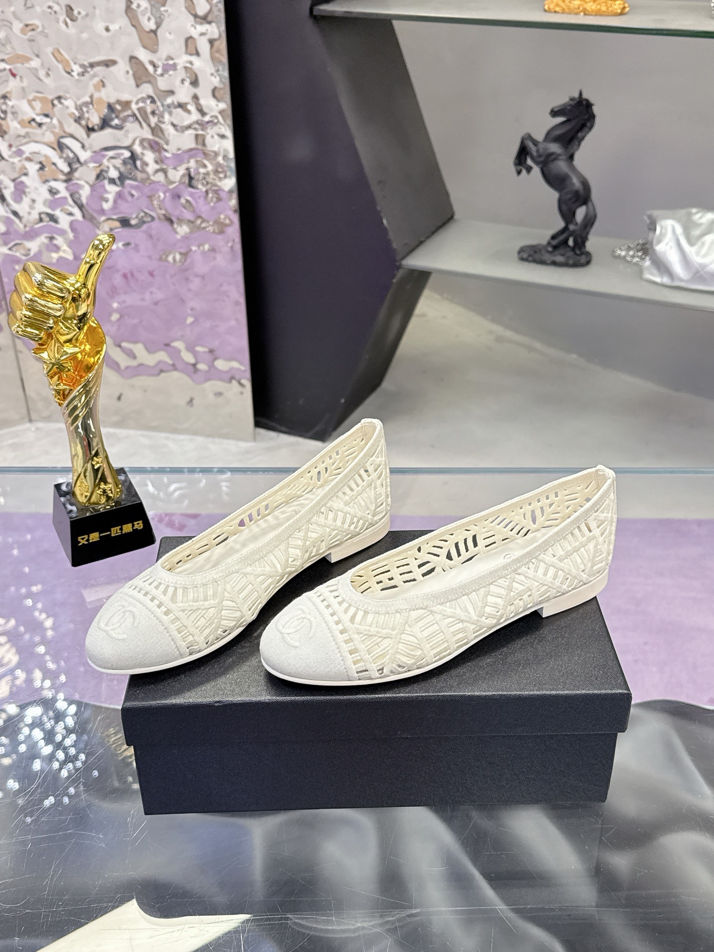 Chanel Classic Luxury Leather Shoe Loafer Ref.28A5318A 3
