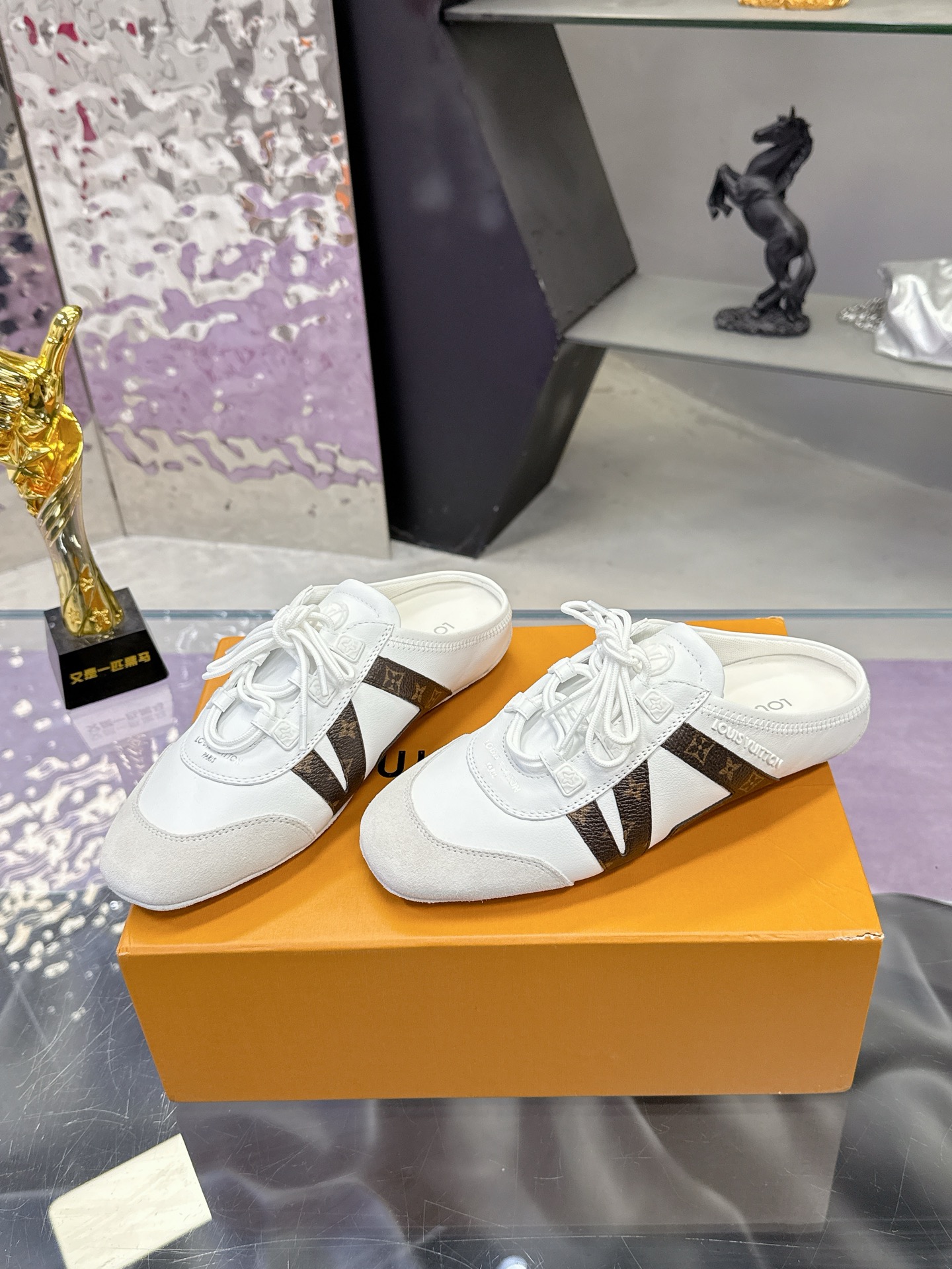 Louis Vuitton 最新Sneakerina系列 芭蕾运动鞋 德训鞋 休闲 平底鞋 半拖 3
