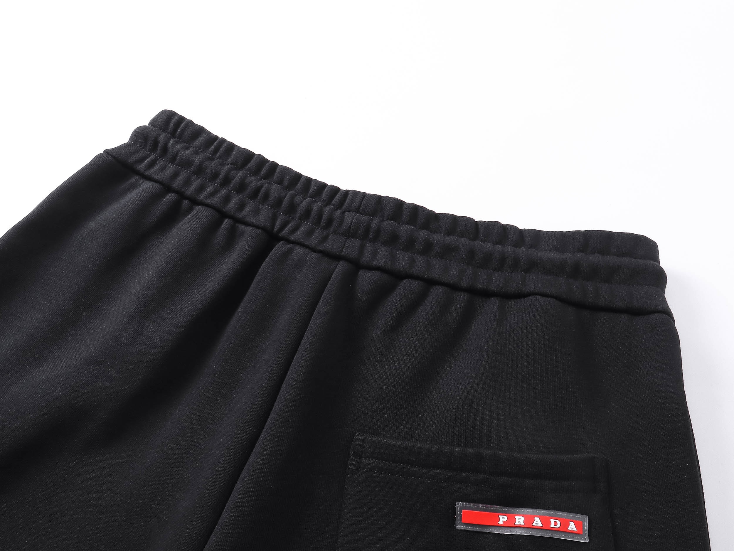 Prada/普拉达 25FW红色织带纯棉短裤 黑-Chinese UA Cheap High Quatity Brand Clothes Bags handbags Sneakers wholesale wholesaler seller from China Factory suppliers Fashion Clothing Shoes best Quality Beautiful Price Prada/普拉达 25FW红色织带纯棉短裤 黑