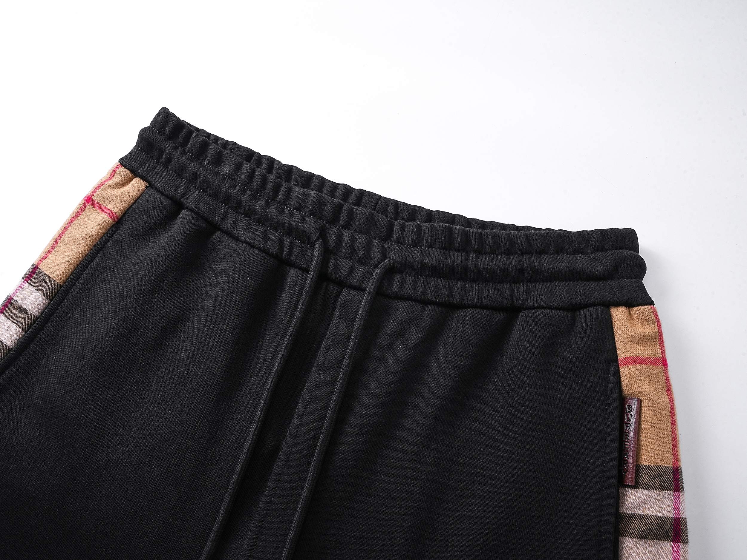 Burberry/巴宝莉 侧边网格线条短裤黑色-Chinese UA Cheap High Quatity Brand Clothes Bags handbags Sneakers wholesale wholesaler seller from China Factory suppliers Fashion Clothing Shoes best Quality Beautiful Price Burberry/巴宝莉 侧边网格线条短裤黑色