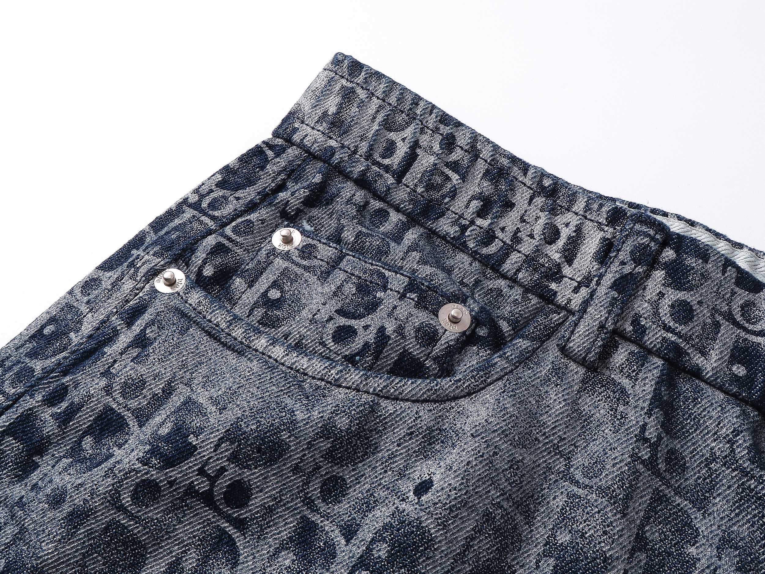 Dior/迪奥 25ss 满印牛仔短裤 兰-Chinese UA Cheap High Quatity Brand Clothes Bags handbags Sneakers wholesale wholesaler seller from China Factory suppliers Fashion Clothing Shoes best Quality Beautiful Price Dior/迪奥 25ss 满印牛仔短裤 兰