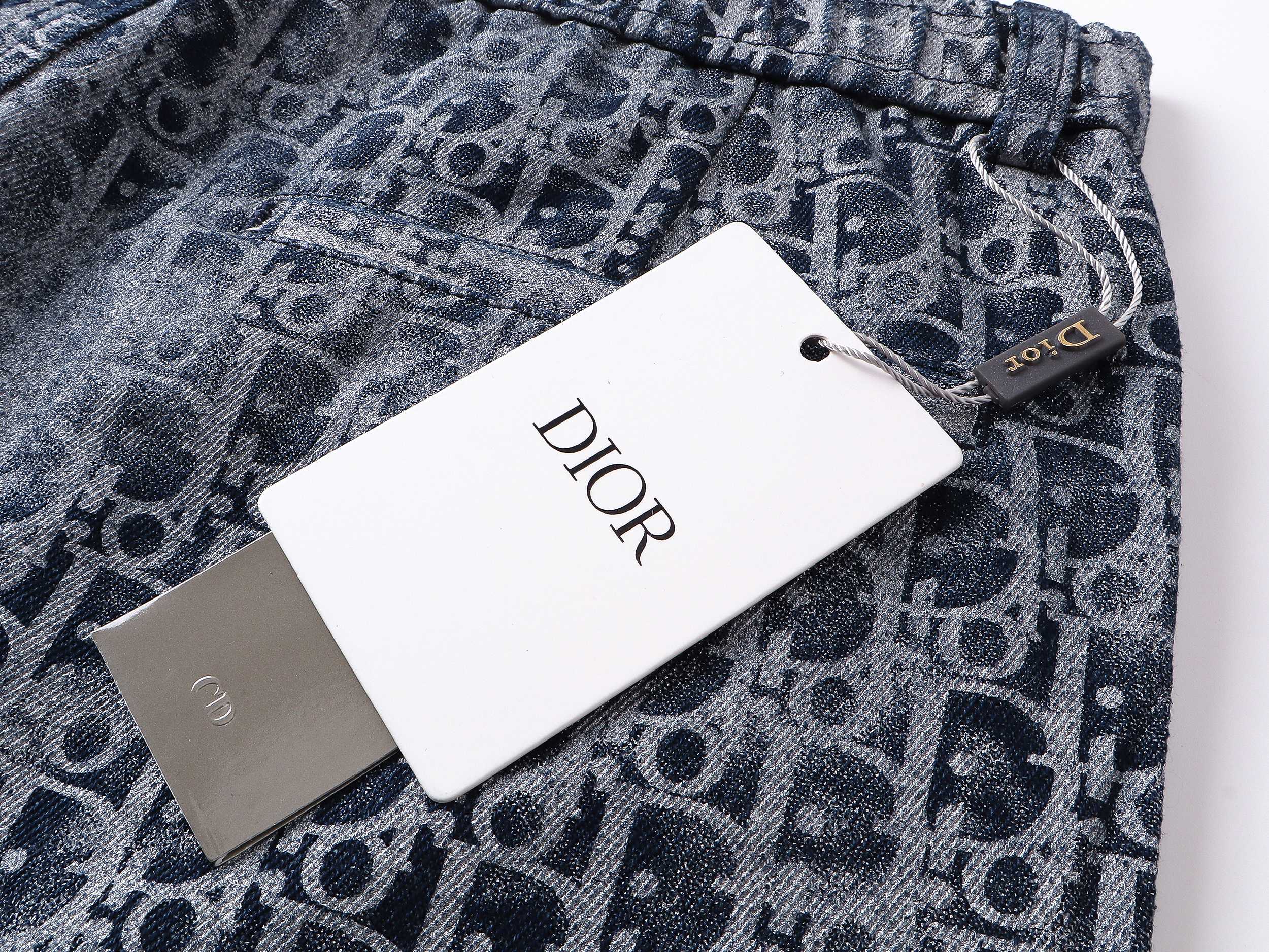Dior/迪奥 25ss 满印牛仔短裤 兰-Chinese UA Cheap High Quatity Brand Clothes Bags handbags Sneakers wholesale wholesaler seller from China Factory suppliers Fashion Clothing Shoes best Quality Beautiful Price Dior/迪奥 25ss 满印牛仔短裤 兰