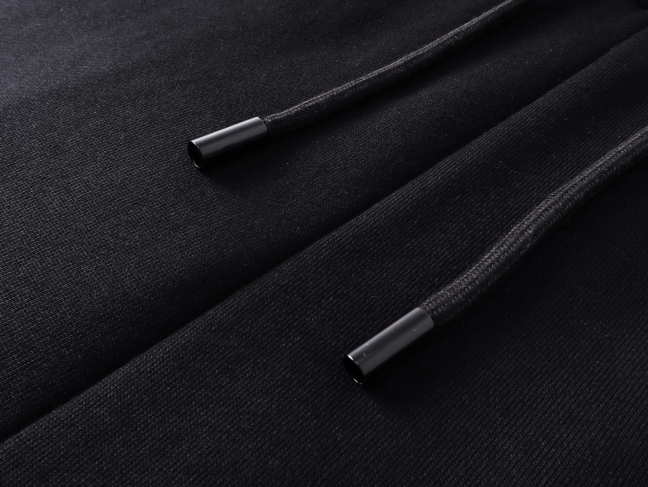 Burberry/巴宝莉 25ss 战马刺绣短裤黑色 白色 宽松版型-Chinese UA Cheap High Quatity Brand Clothes Bags handbags Sneakers wholesale wholesaler seller from China Factory suppliers Fashion Clothing Shoes best Quality Beautiful Price Burberry/巴宝莉 25ss 战马刺绣短裤黑色 白色 宽松版型