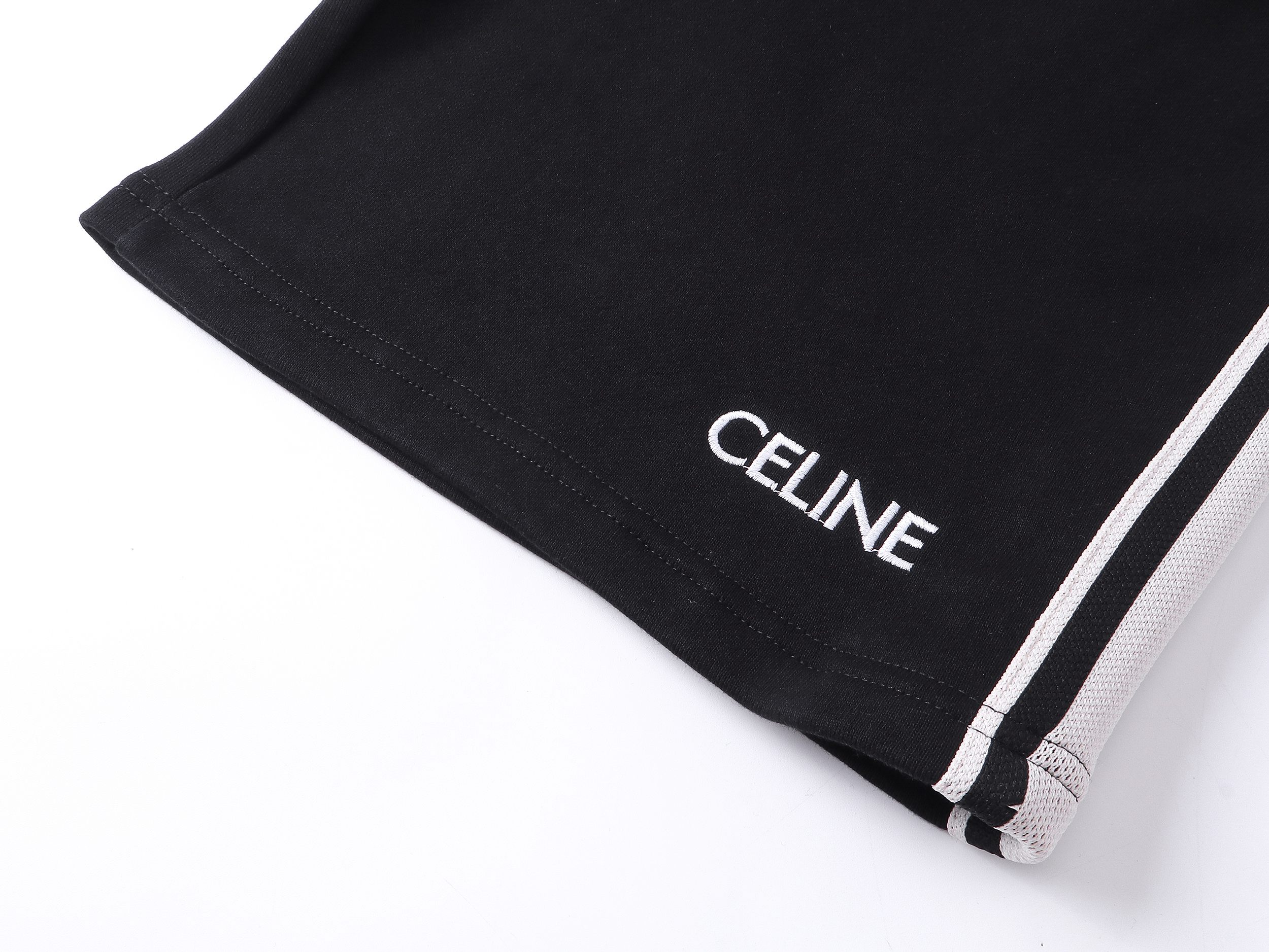 Celine/赛琳 25ss 经典刺绣织带短裤 复古潮流织带点缀松紧腰休闲五分裤