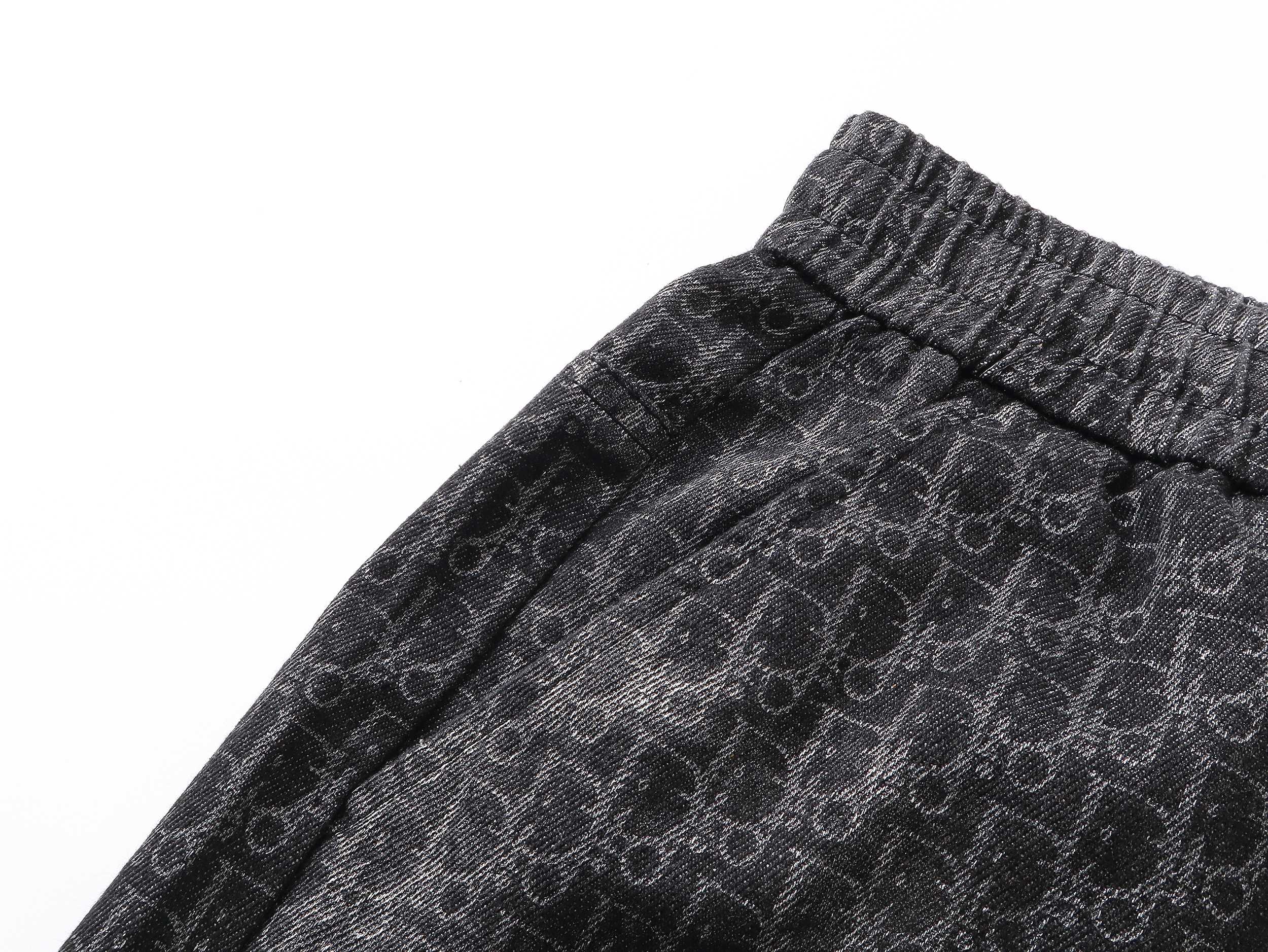 Dior/迪奥 25ss 满印不规则烫银牛仔短裤