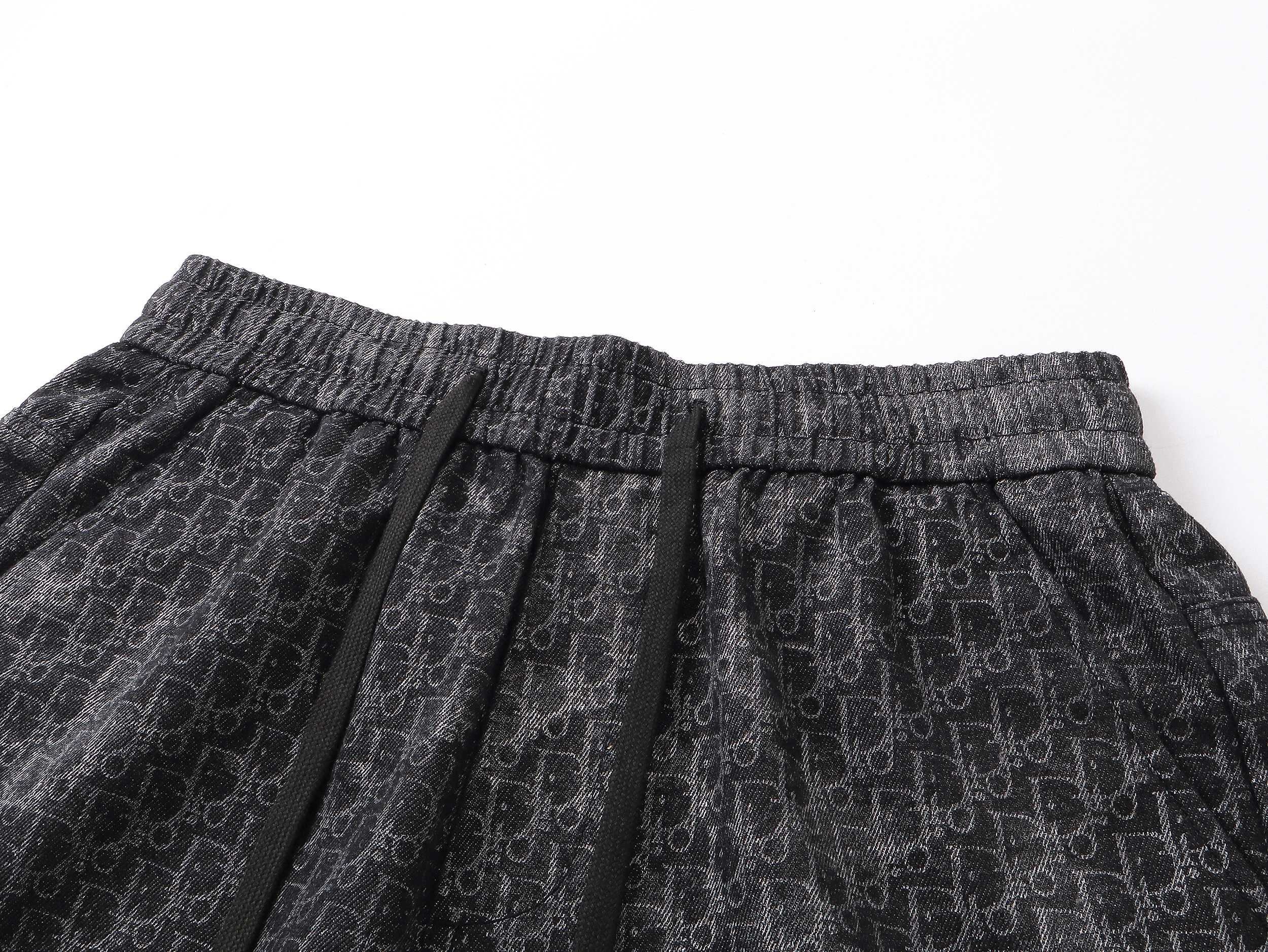 Dior/迪奥 25ss 满印不规则烫银牛仔短裤