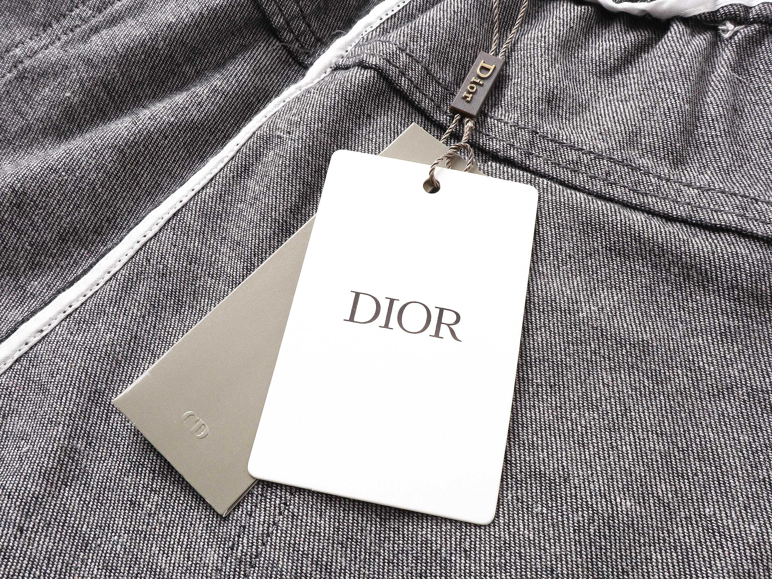 Dior/迪奥 25ss 满印不规则烫银牛仔短裤