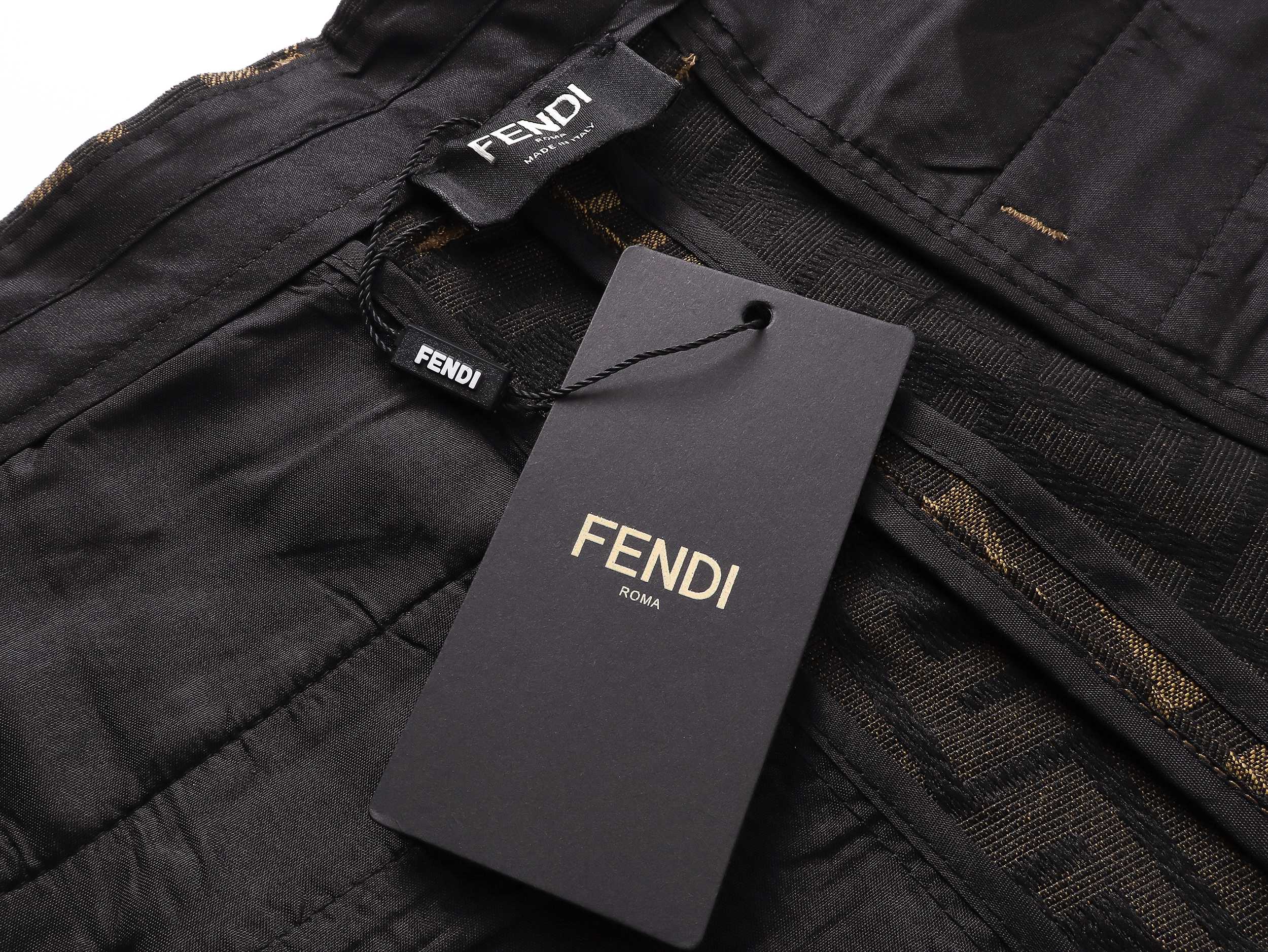 Fendi芬迪提花FF满印老花牛仔短裤