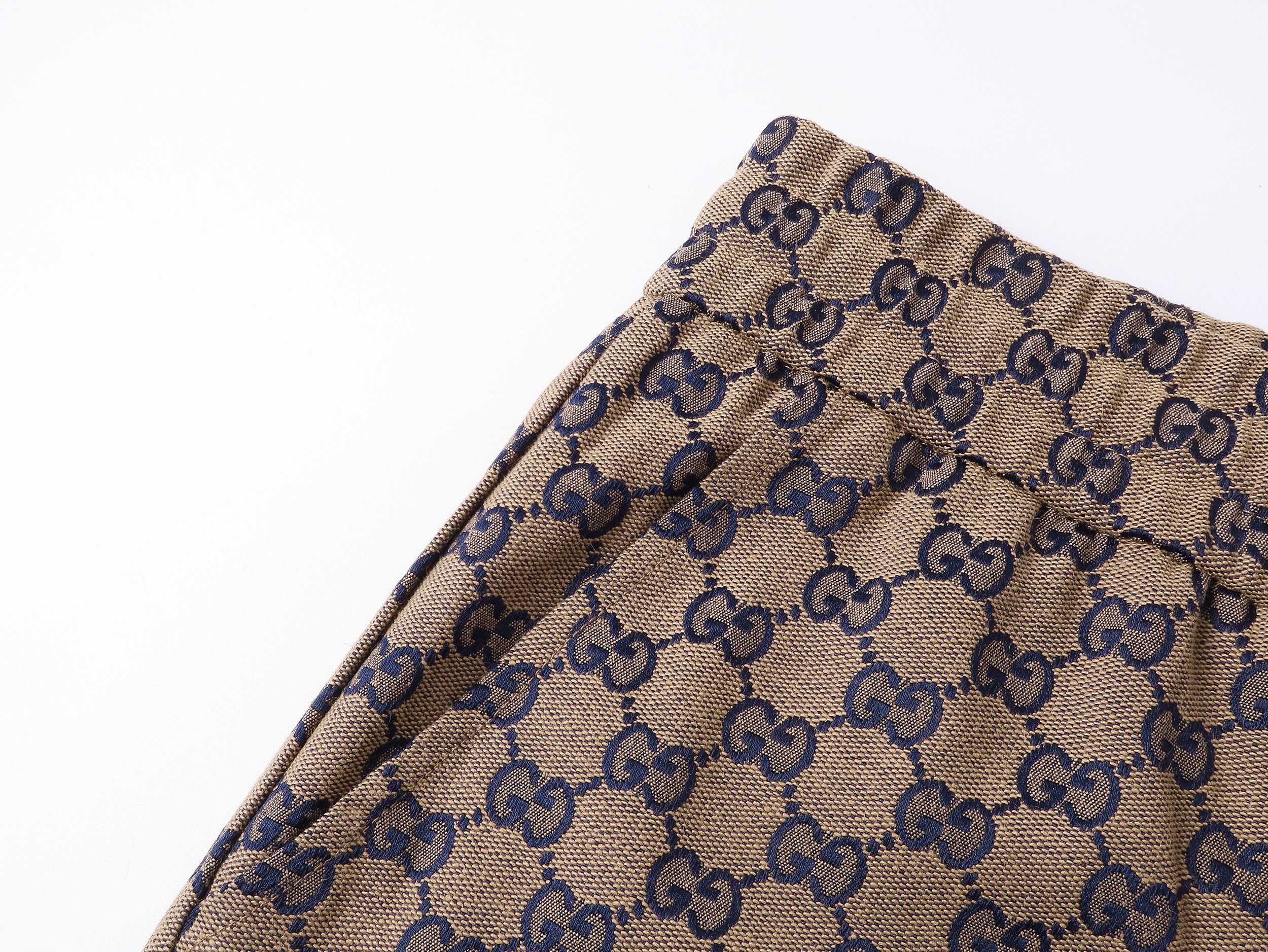 Gucci/古驰 25ss 老花满印牛仔短裤 休闲短裤五分裤 卡其