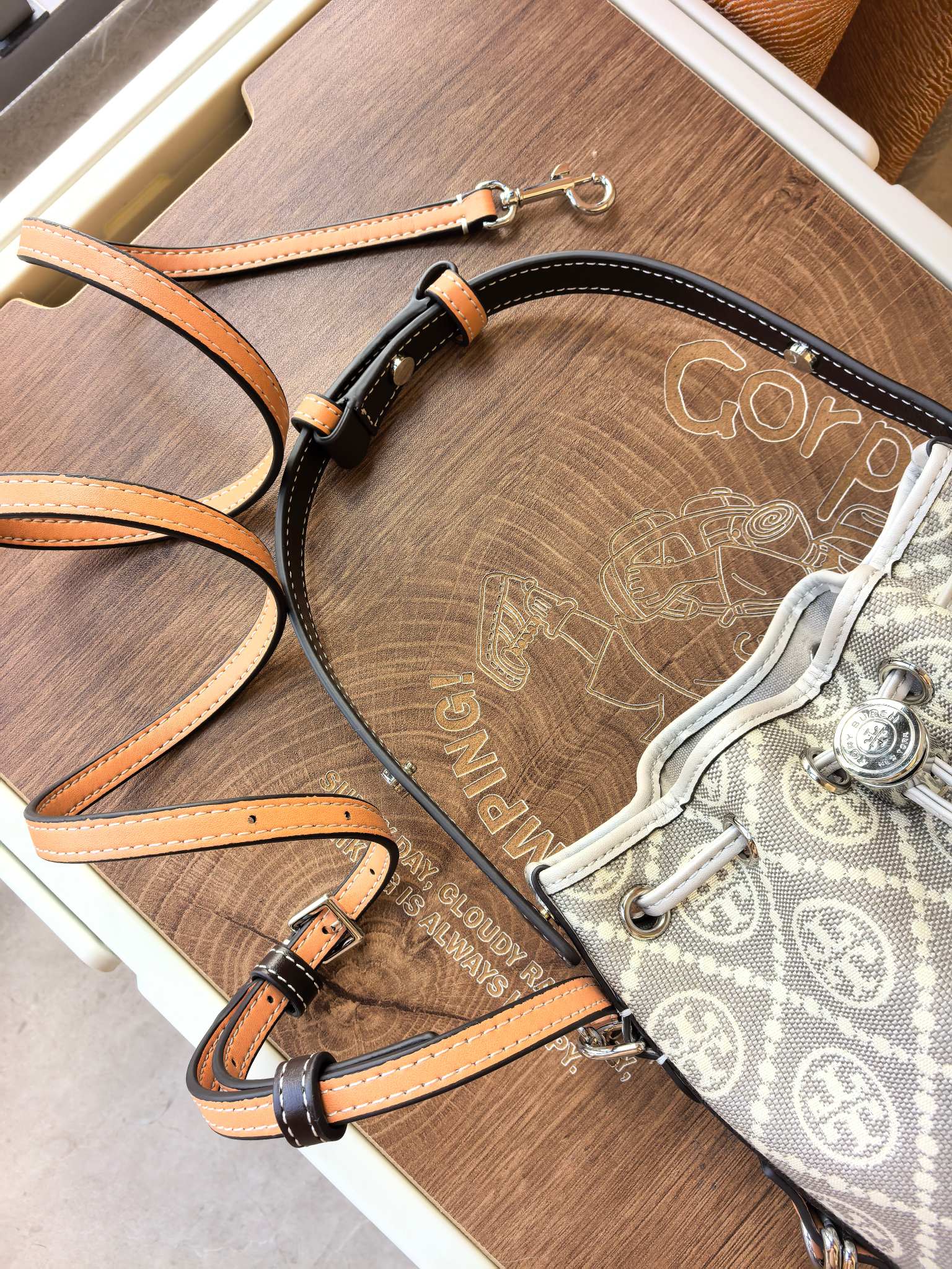 Tory Burch 1616A新款老花【灰色】TORY