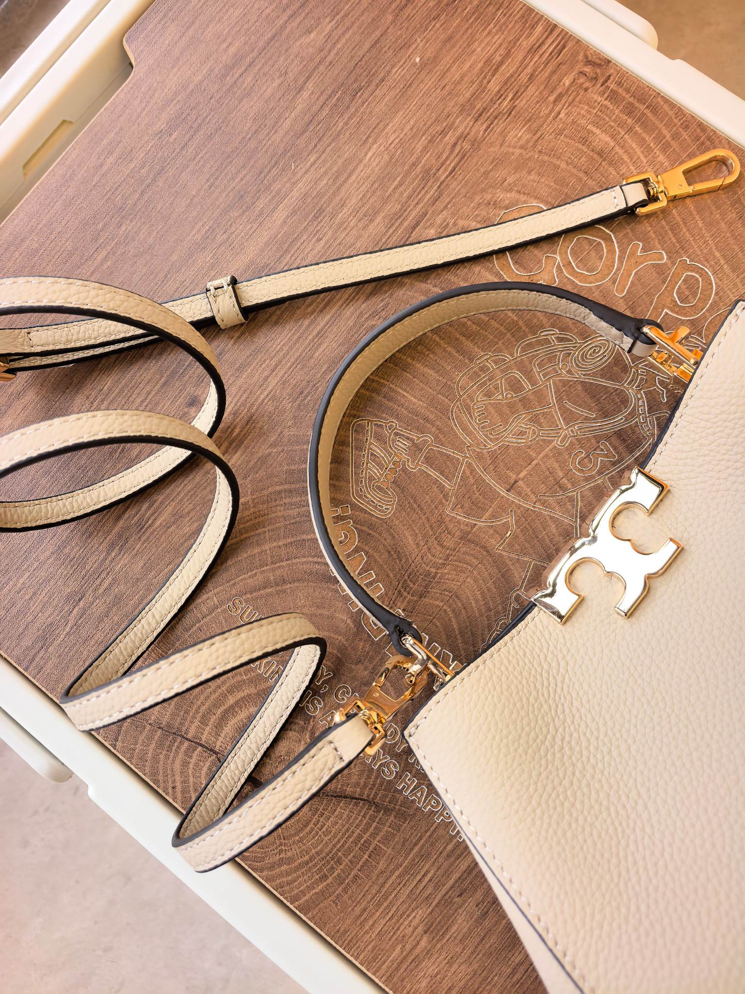 Tory Burch TORY BURCH 汤丽柏琦新品Eleanor手提包，碰上惊喜，真的绝美对一直秋冬美拉德