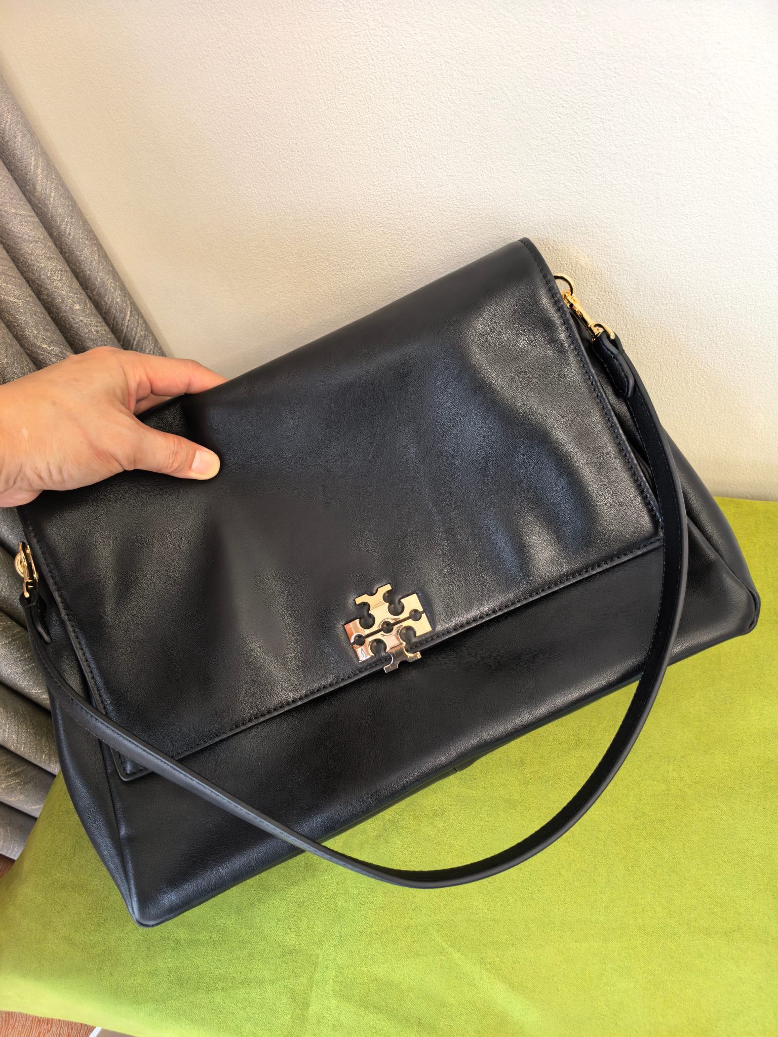 Tory Burch 1513 大号 ToryBurch Charlie 肩背包