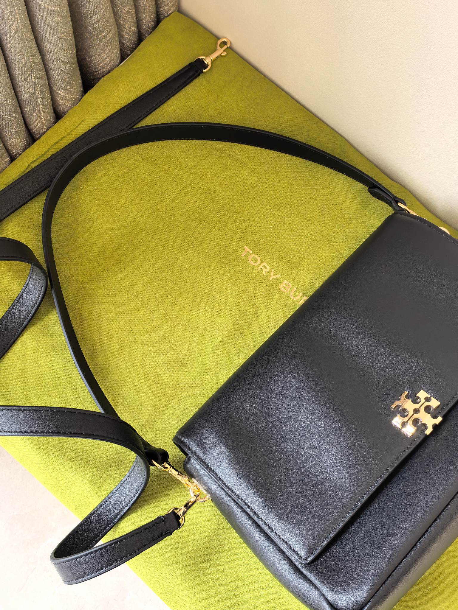 Tory Burch 1514 中号 ToryBurch Charlie 肩背包