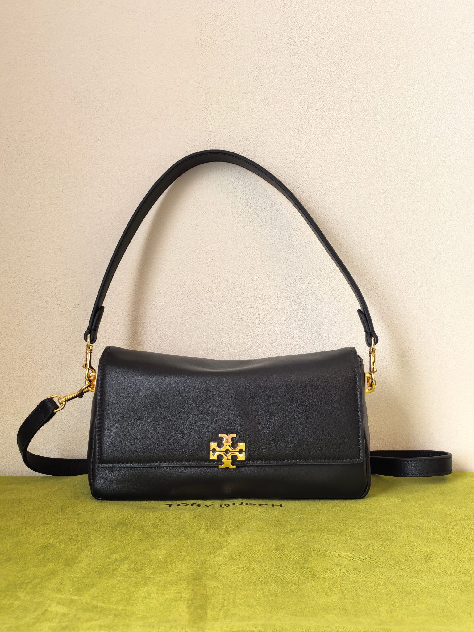 Tory Burch 1515 小号 Charlie 肩背包