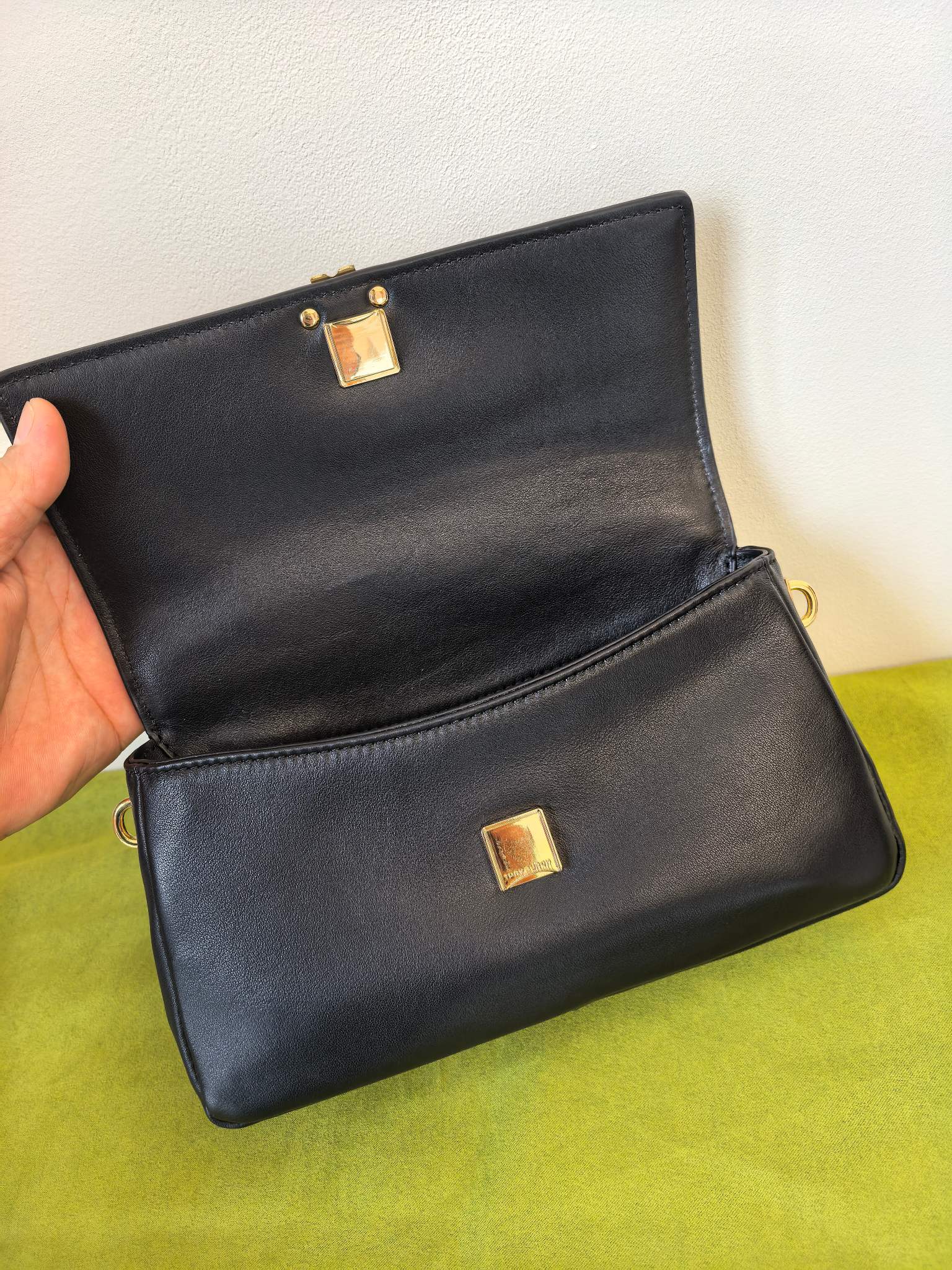 Tory Burch 1515 小号 Charlie 肩背包