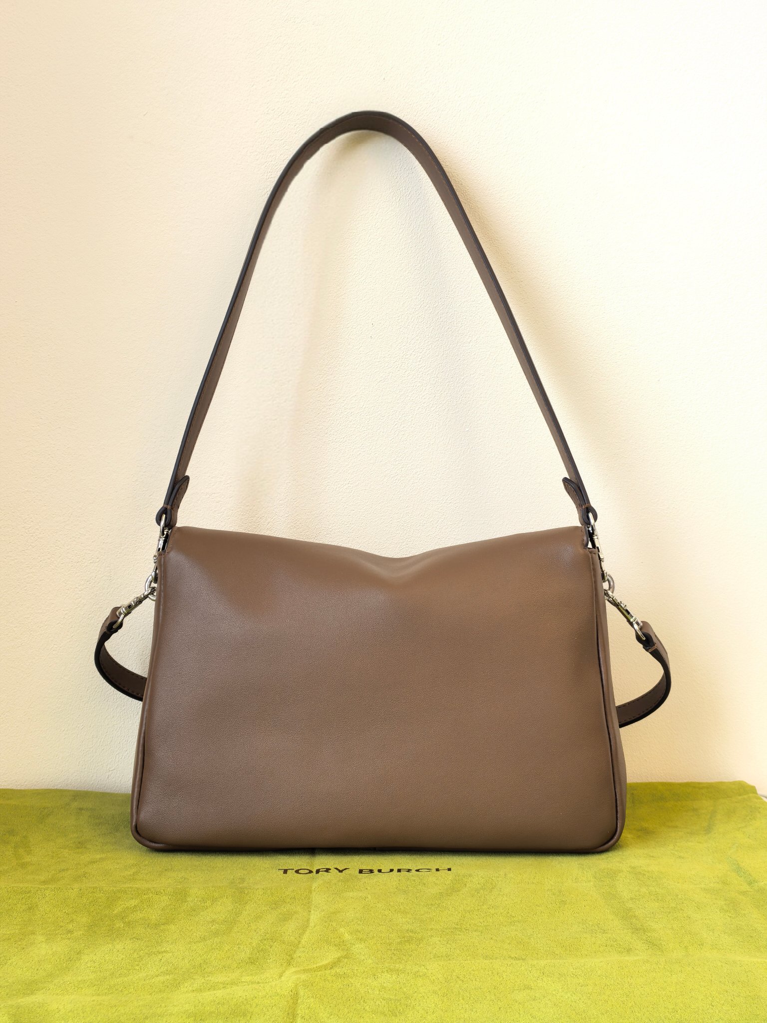 Tory Burch 1514 中号 ToryBurch Charlie 肩背包