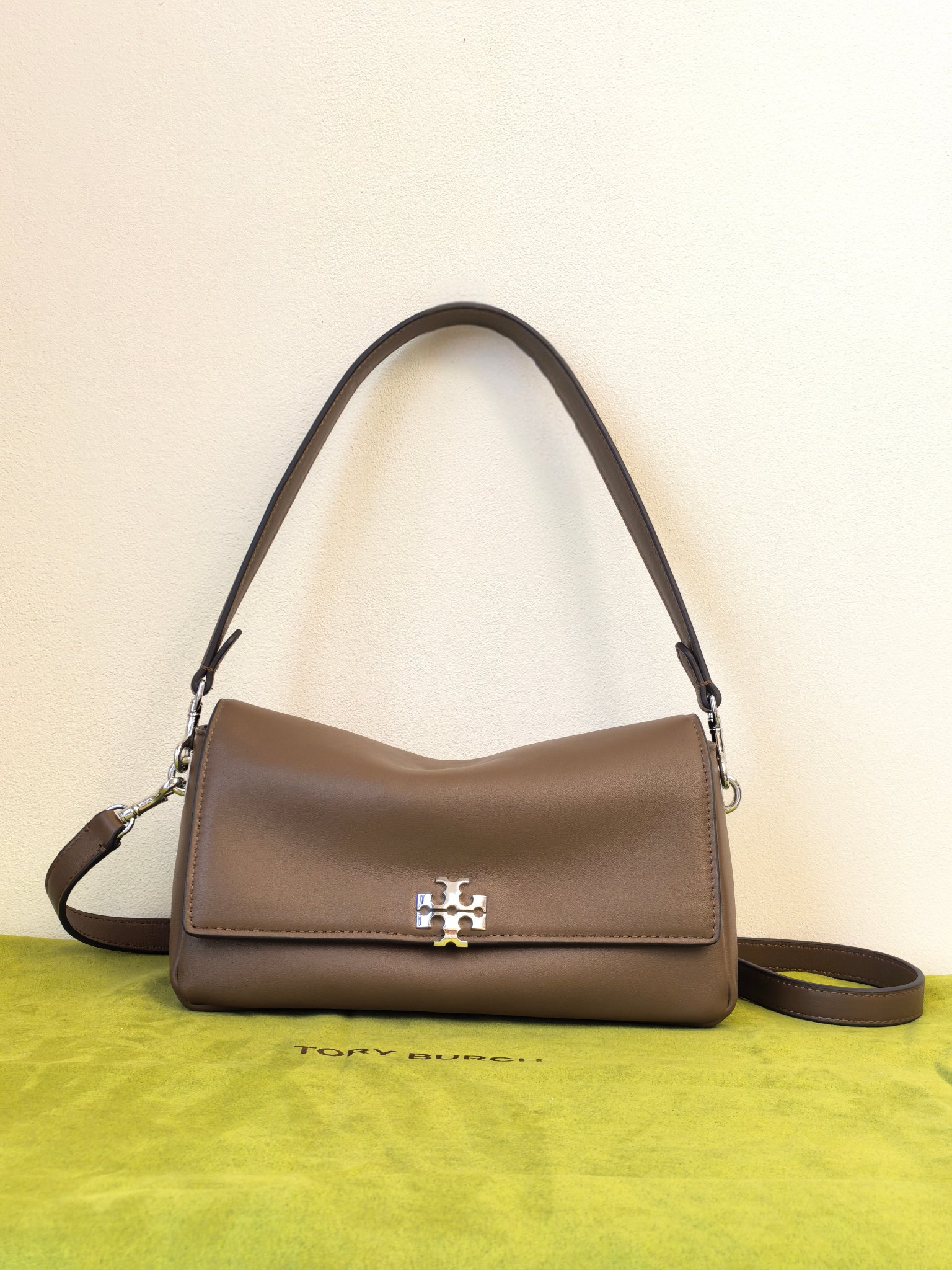 Tory Burch 1515 小号 Charlie 肩背包