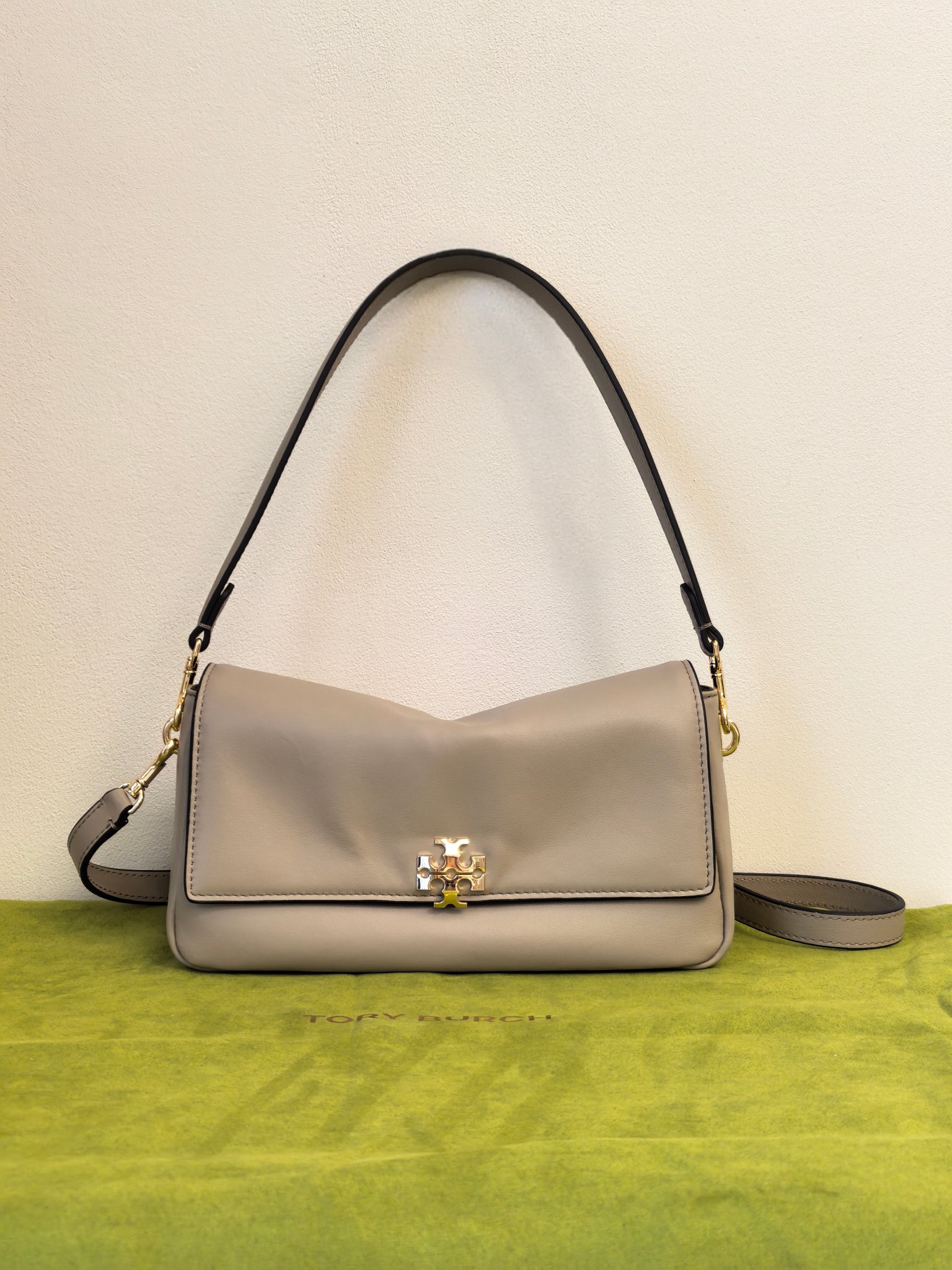 Tory Burch 1515 小号 Charlie 肩背包