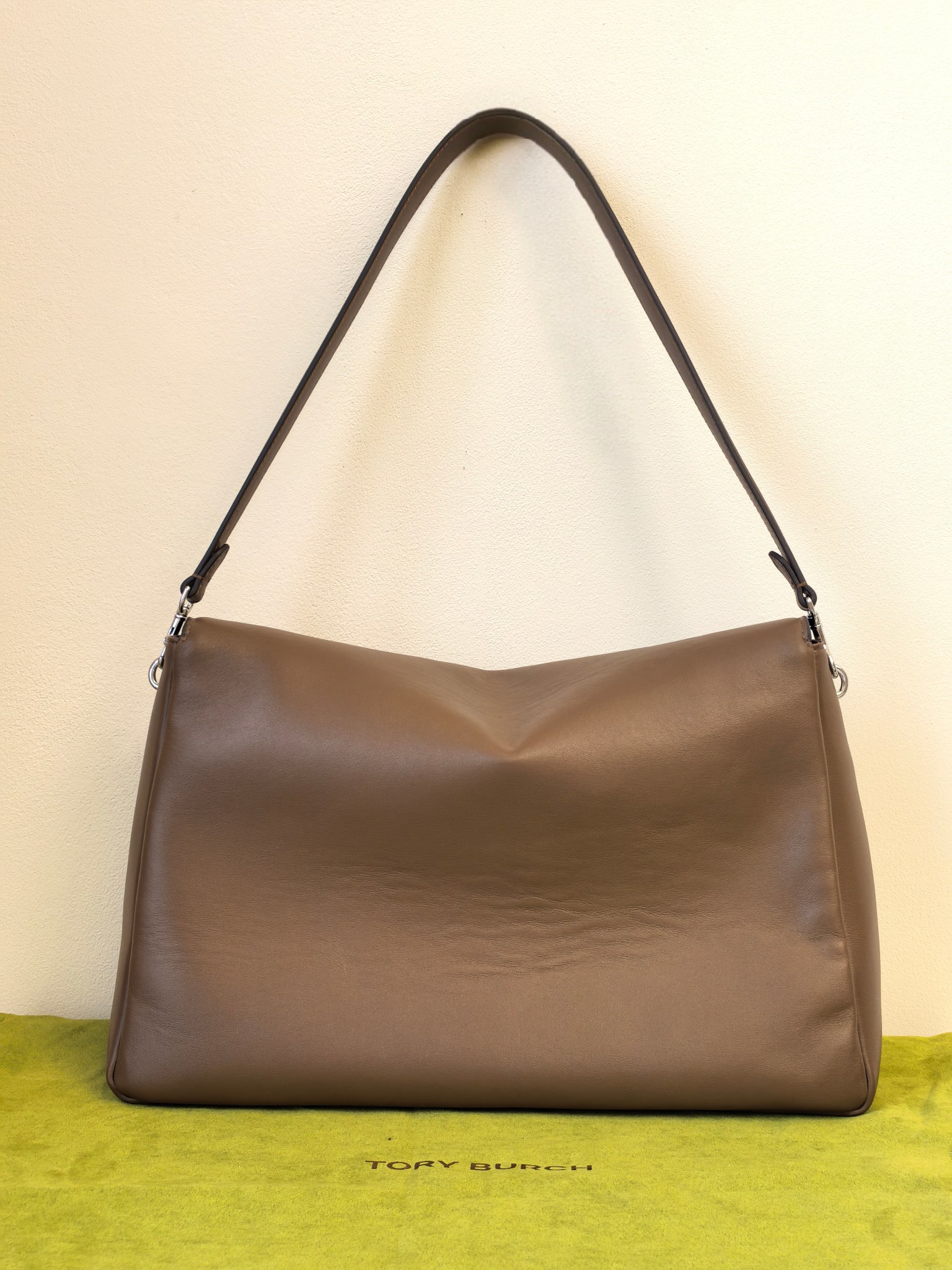 Tory Burch 1513 大号 ToryBurch Charlie 肩背包