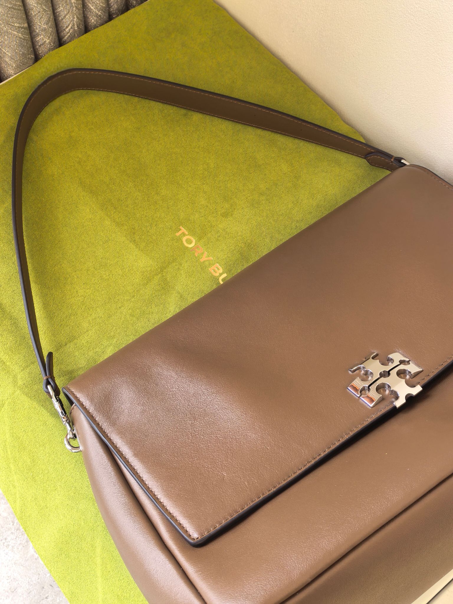 Tory Burch 1513 大号 ToryBurch Charlie 肩背包