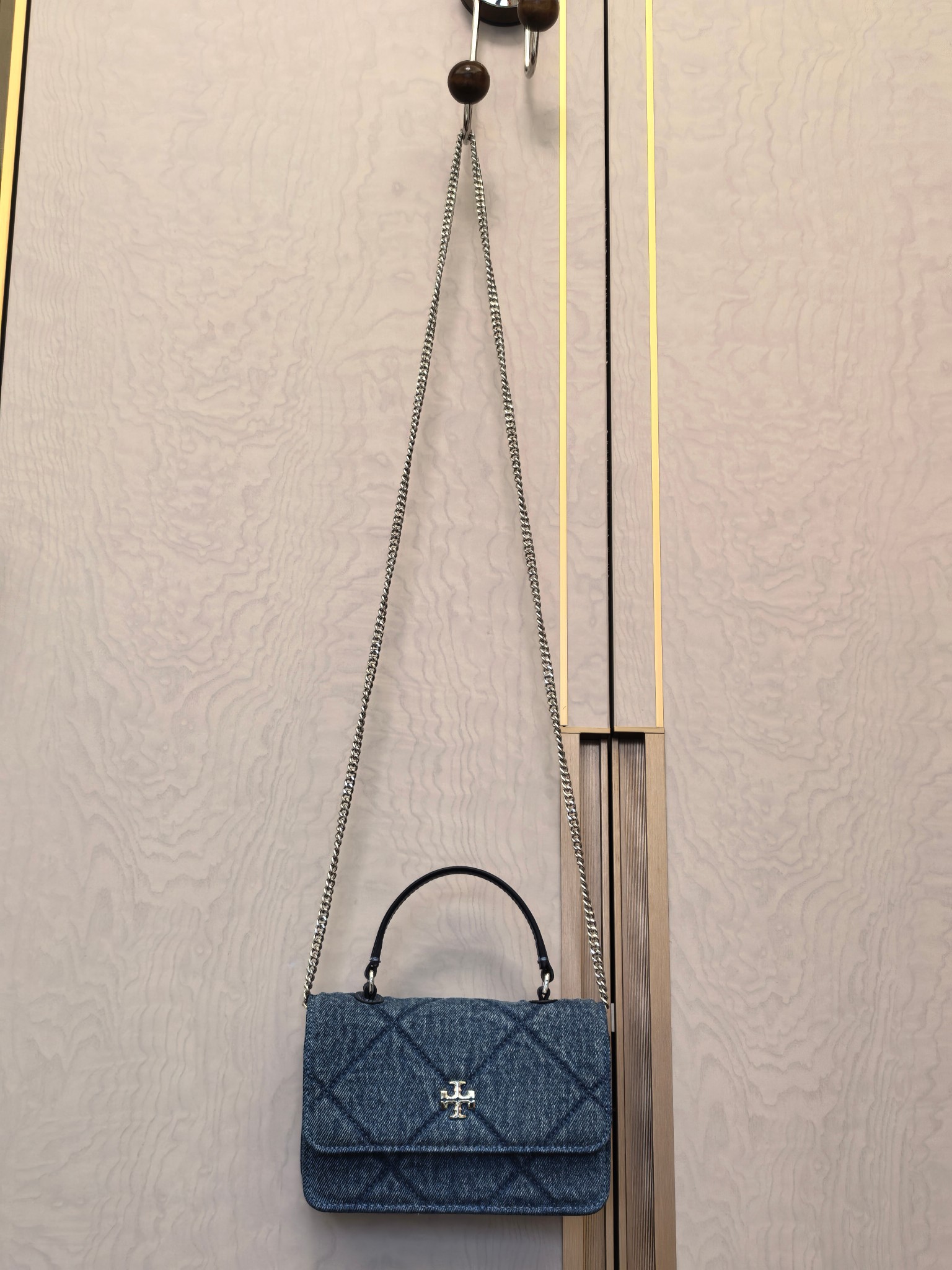 Tory Burch 编号516TB 早春第一只小香风牛仔包 可甜盐 TORY BURCH 这季的牛仔 Fleming 也太懂春天了吧
