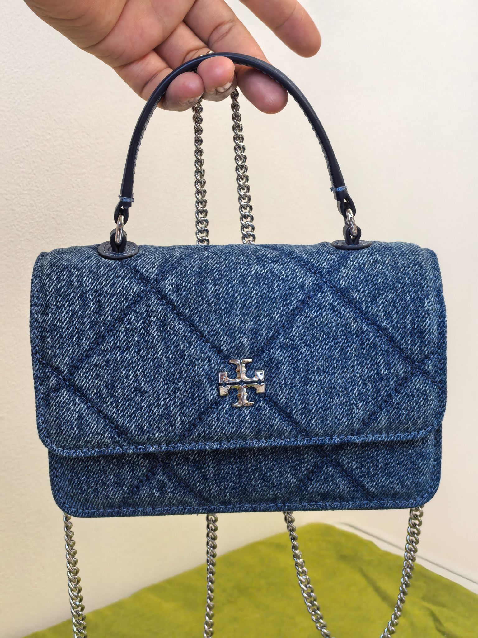 Tory Burch 编号516TB 早春第一只小香风牛仔包 可甜盐 TORY BURCH 这季的牛仔 Fleming 也太懂春天了吧