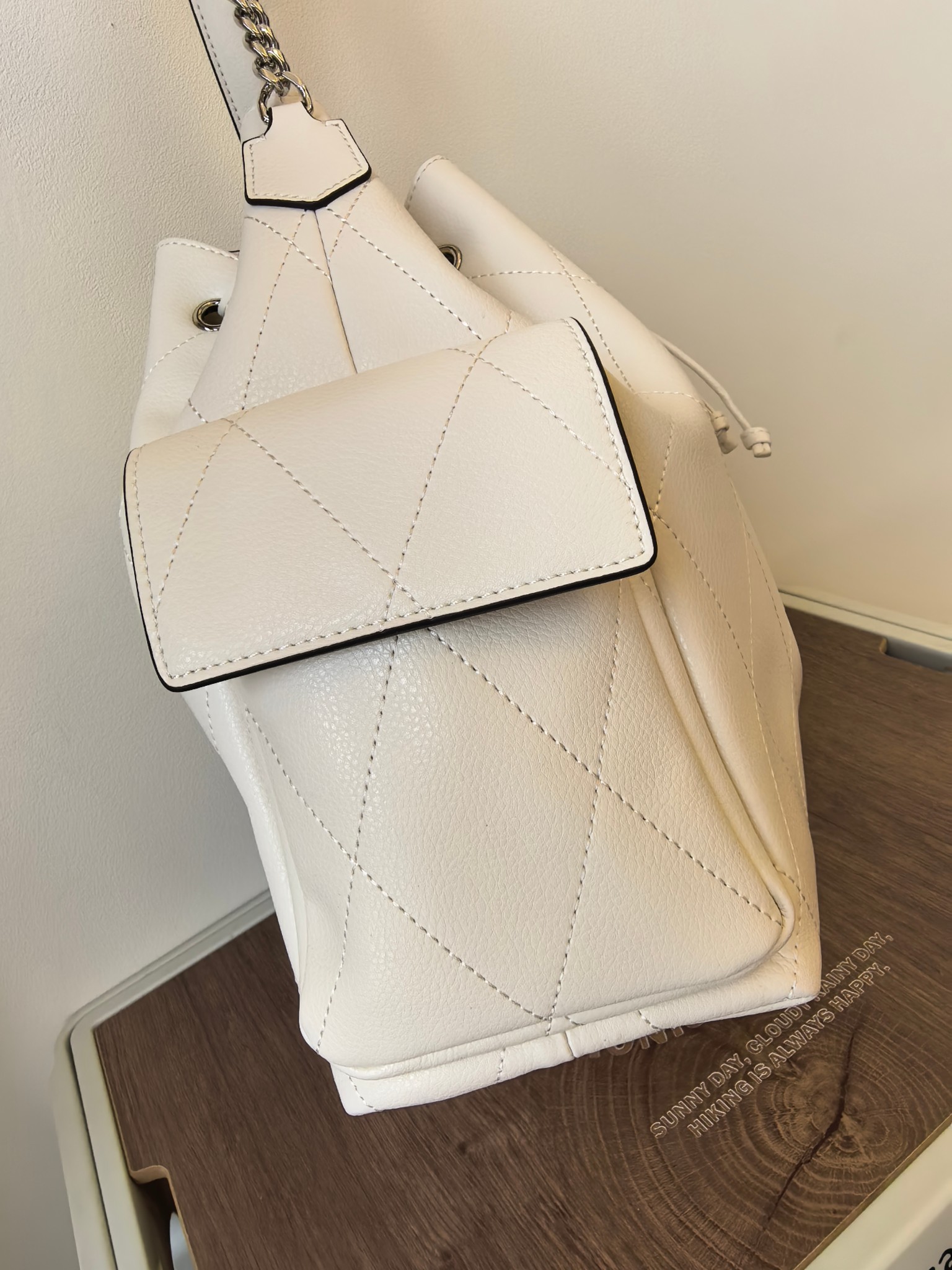 Tory Burch ToryBurch CHARLIE 大号绗缝抽绳肩背包