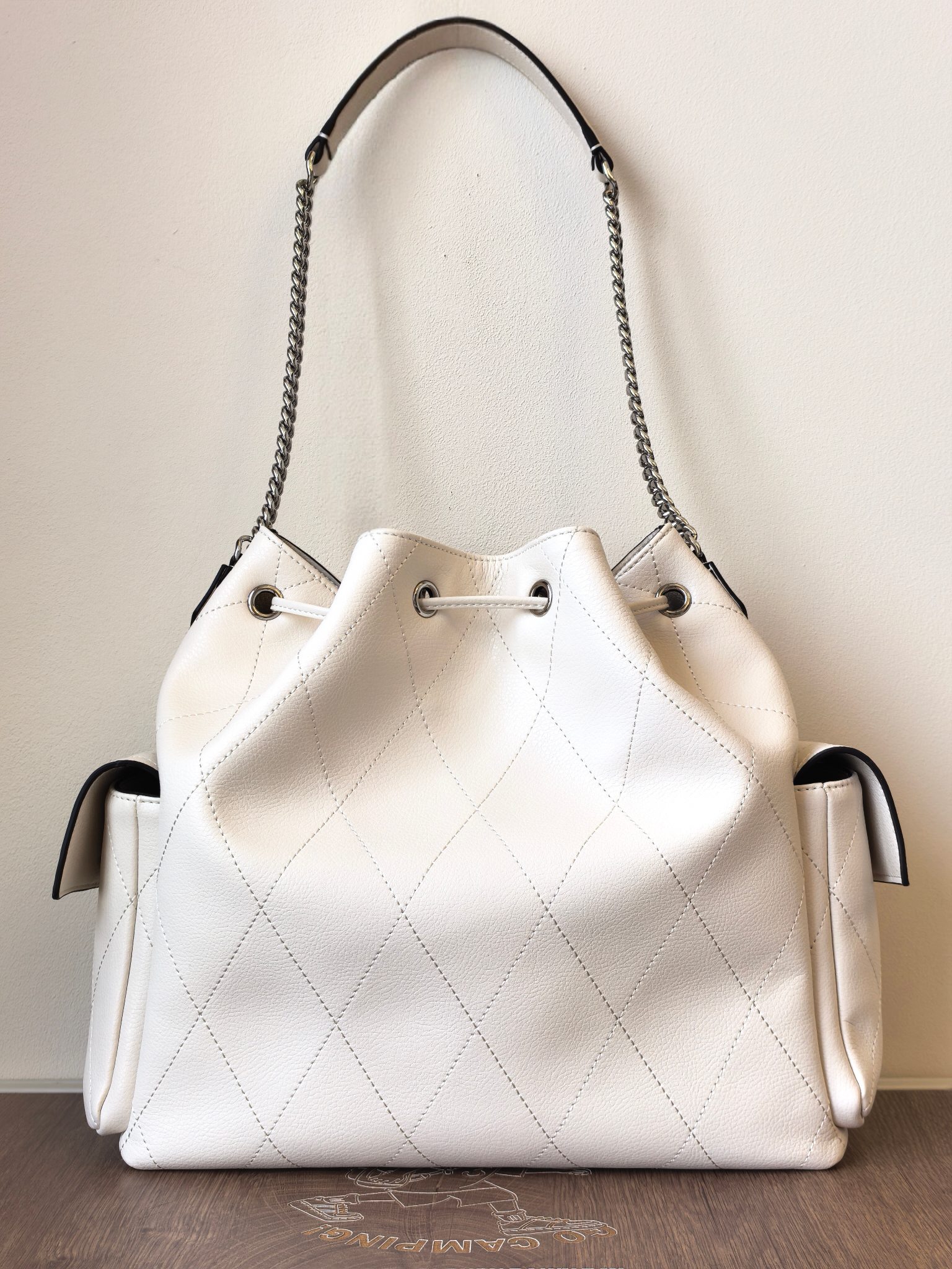 Tory Burch ToryBurch CHARLIE 大号绗缝抽绳肩背包