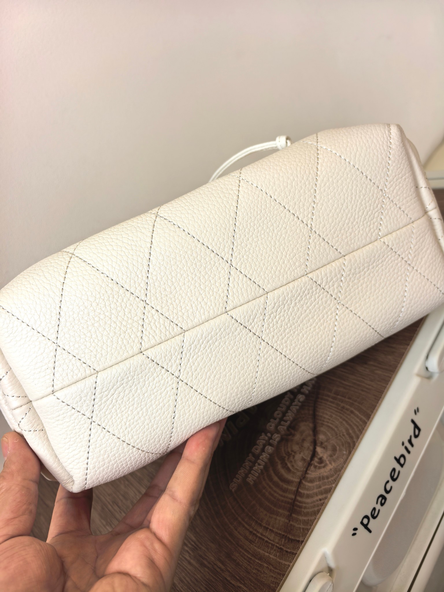 Tory Burch 1517小号TB汤丽柏琦Charlie奶油白大小号淡奶油色 跟个小蛋糕 刚到货有行程就Q我吧谢谢啦