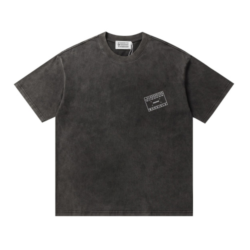 Maison Margiela 25SS Logo Print T-Shirt, Unisex Short Sleeve Tee 1 Maison Margiela 25SS Logo Print T-Shirt, Unisex Short Sleeve Tee