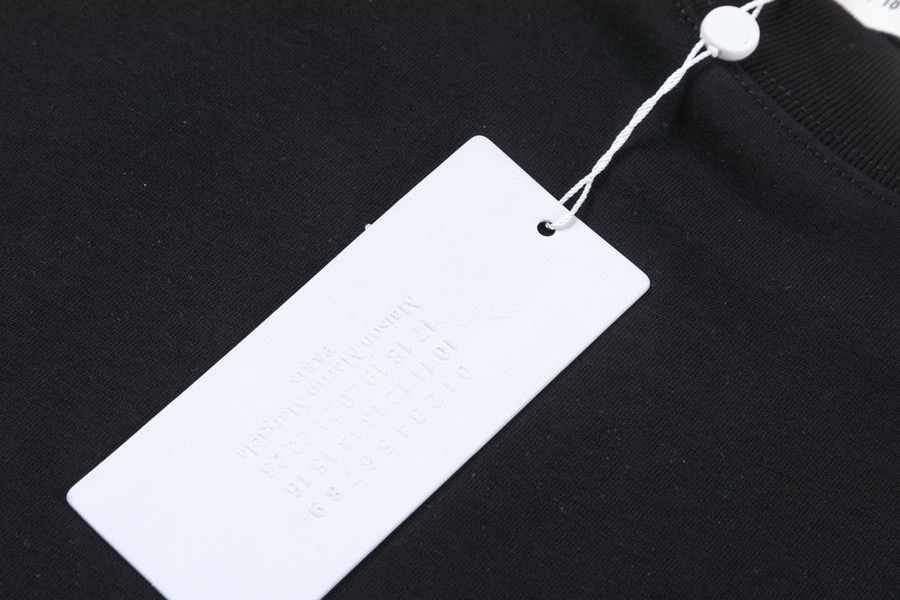 Camiseta Maison Margiela con Logo Estampado para Hombre y Mujer 9 i1741027268651 2657 0 6