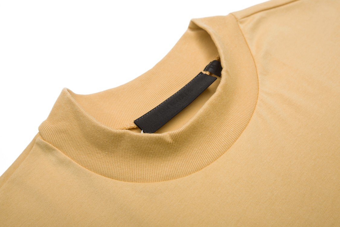 FEAR OF GOD ESSENTIALS T恤服装 8