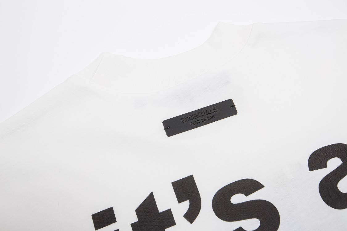 FEAR OF GOD ESSENTIALS T-Shirt服装 9