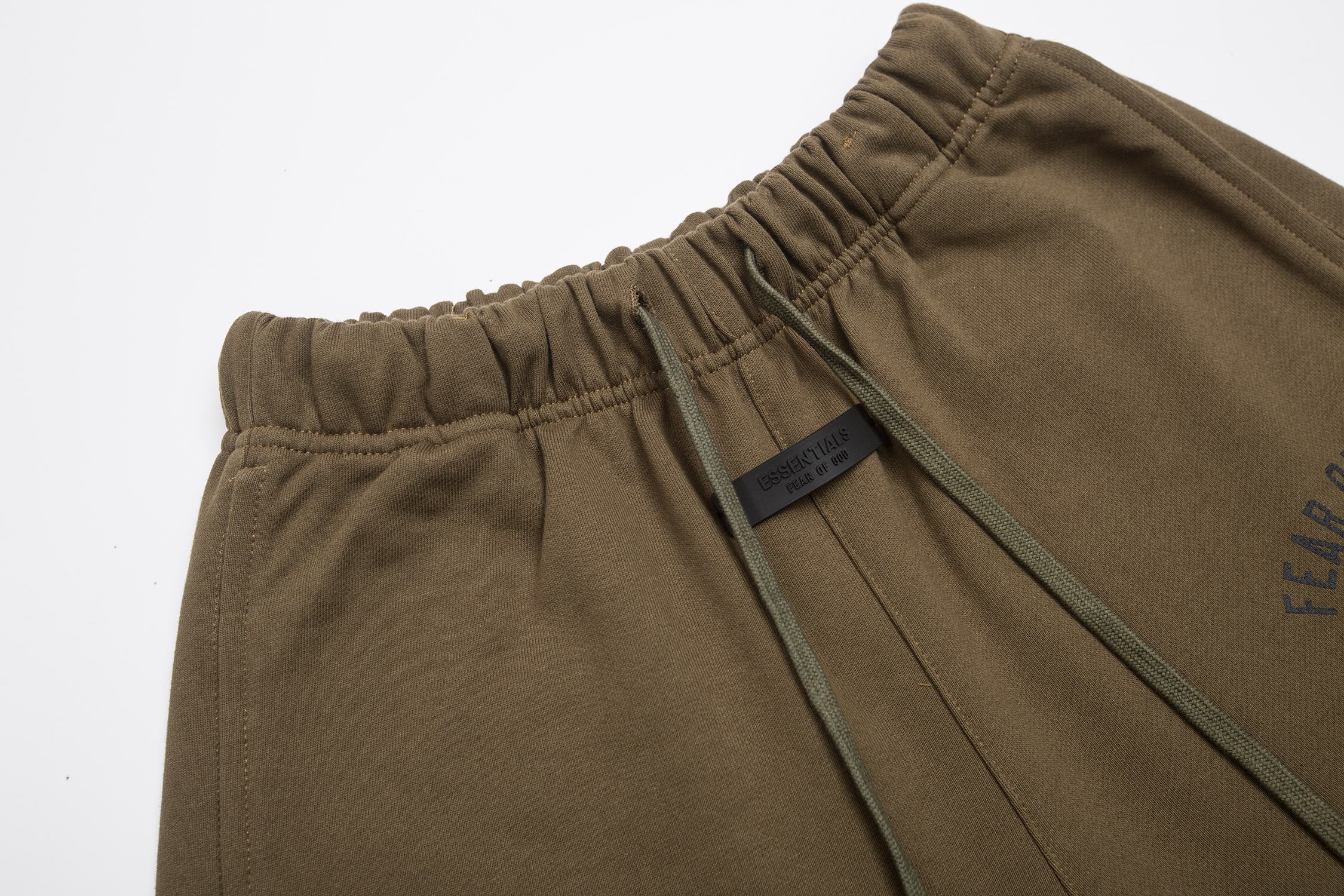 Fear of God Essentials Fall24 短裤毛圈卫裤服装 8