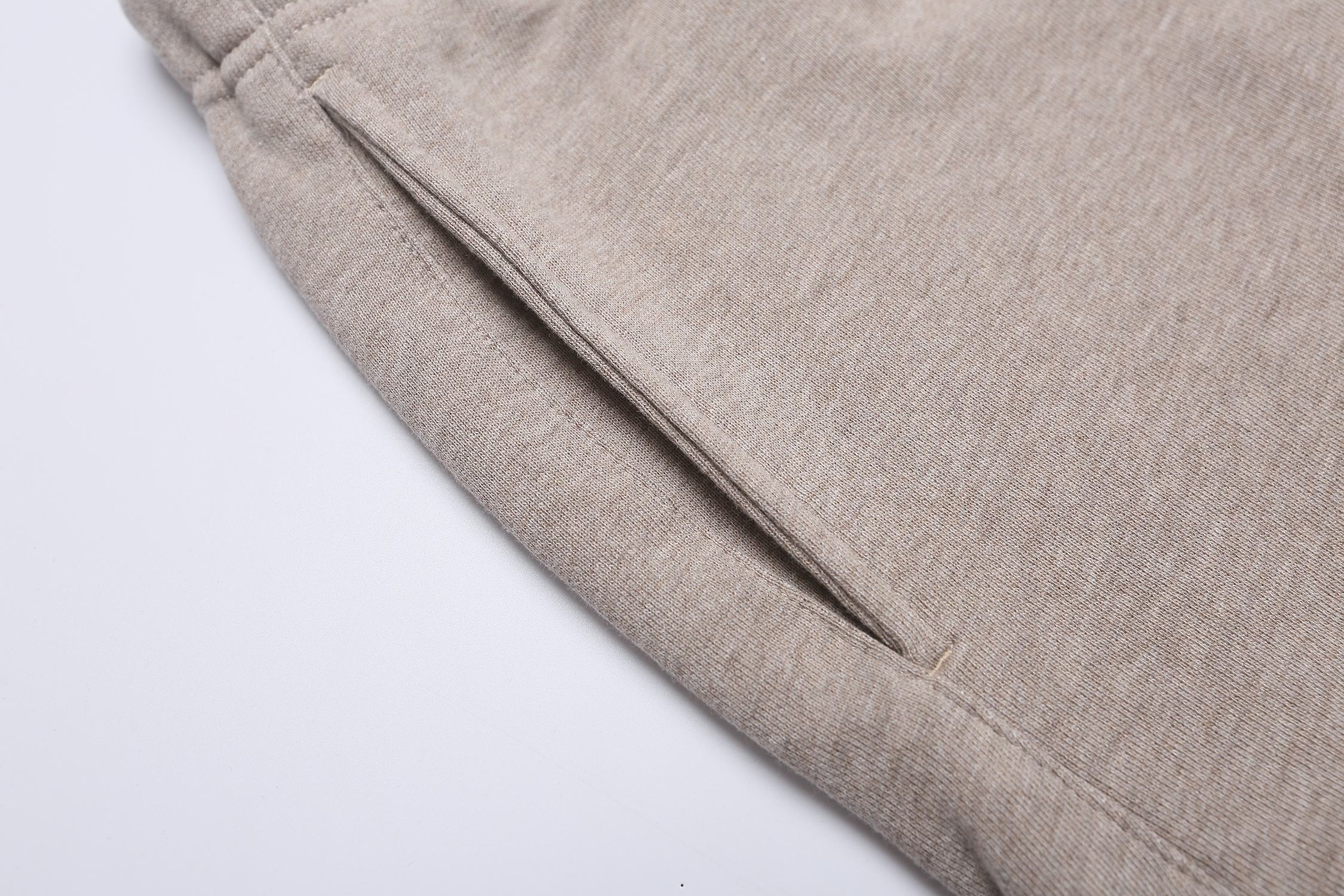 FEAR OF GOD ESSENTIALS 运动短裤服装 8