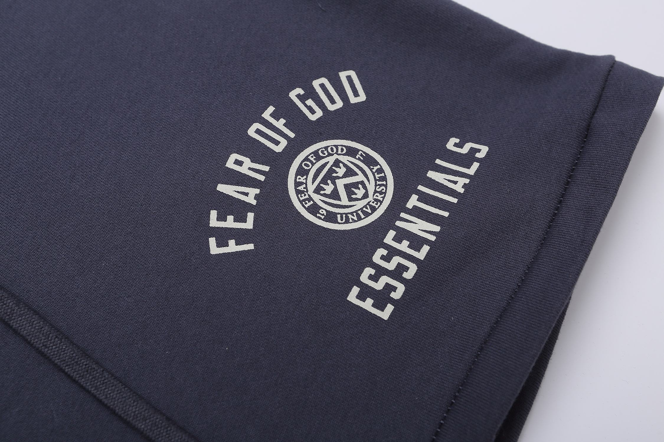 FEAR OF GOD ESSENTIALS 运动短裤服装 8