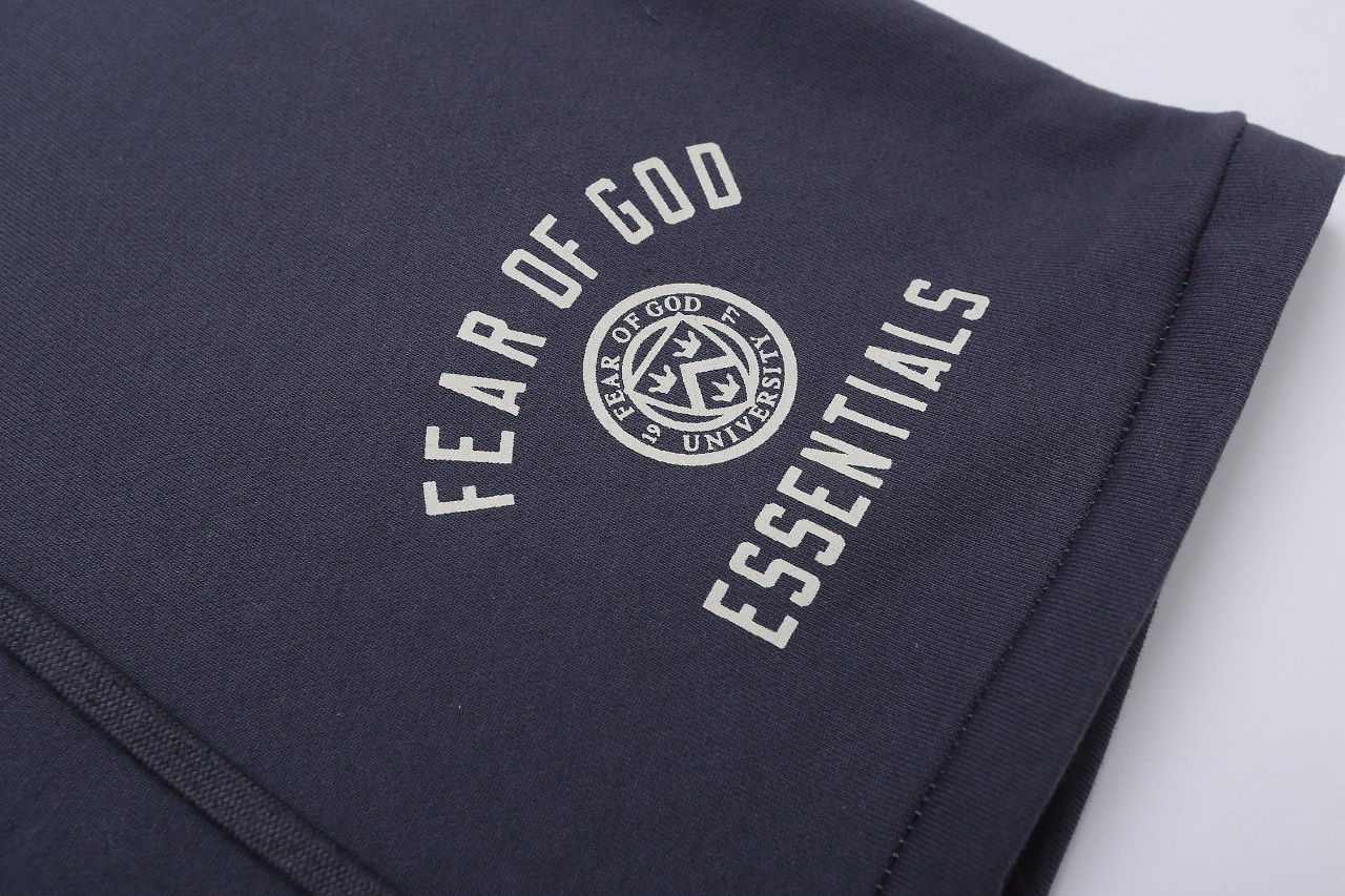 “God Essentials Class: Red, Blue, Dark, Ash, Meteorite Black – Sizes SM to XL” - 图片 8